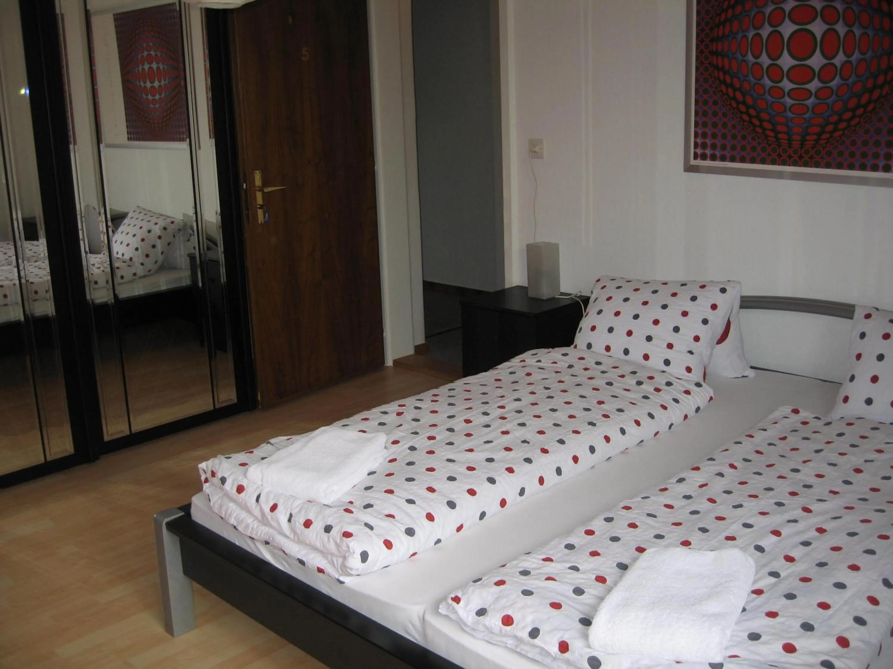 Bed in Hôtel Garni Villa Carmen