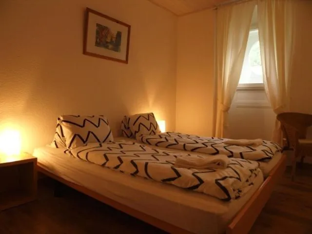 Bed in Hôtel Garni Villa Carmen