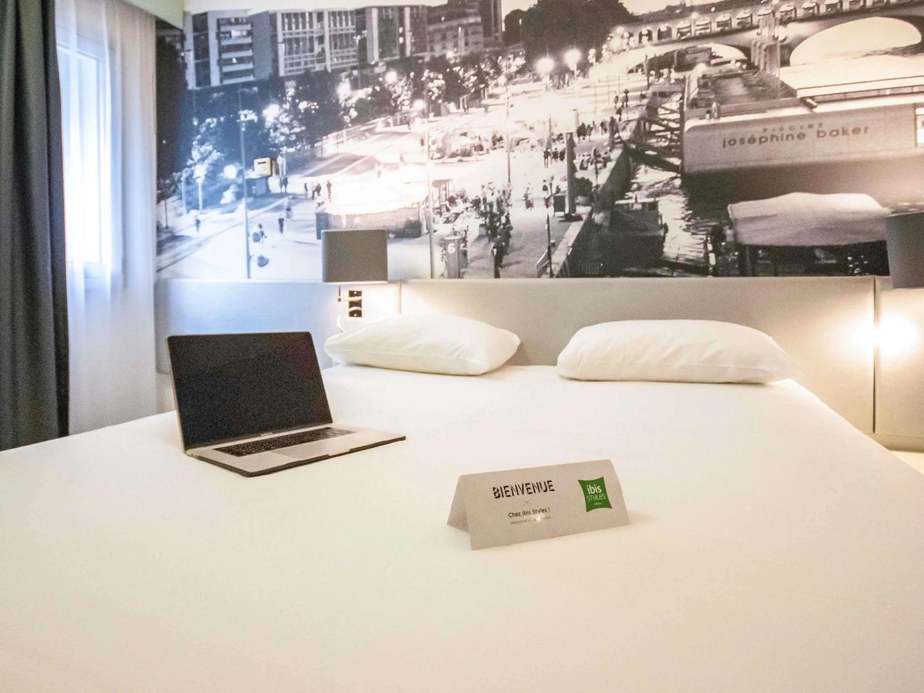 Bedroom, Bed in ibis Styles Paris Tolbiac Bibliotheque