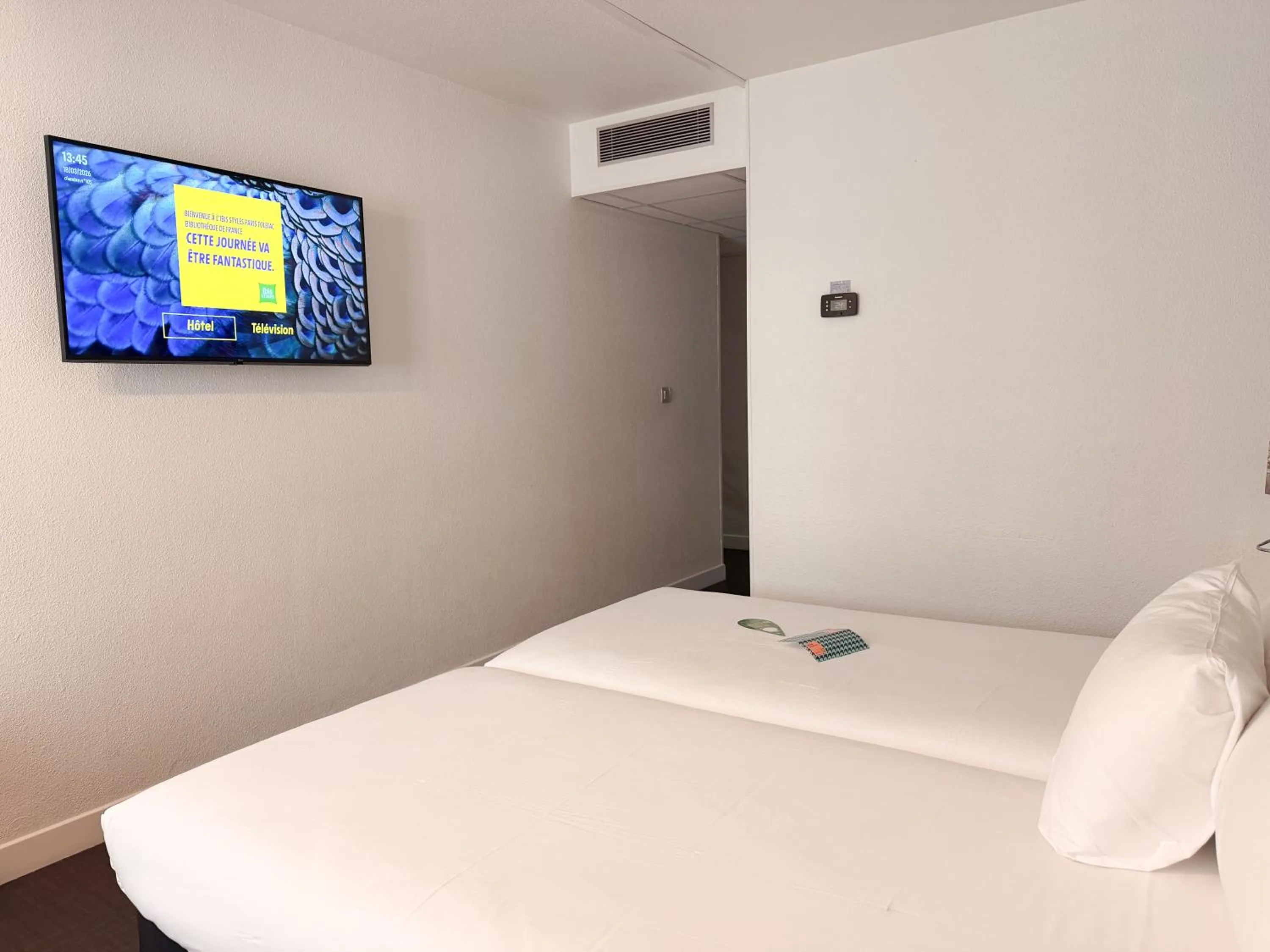 TV and multimedia, Bed in ibis Styles Paris Tolbiac Bibliotheque