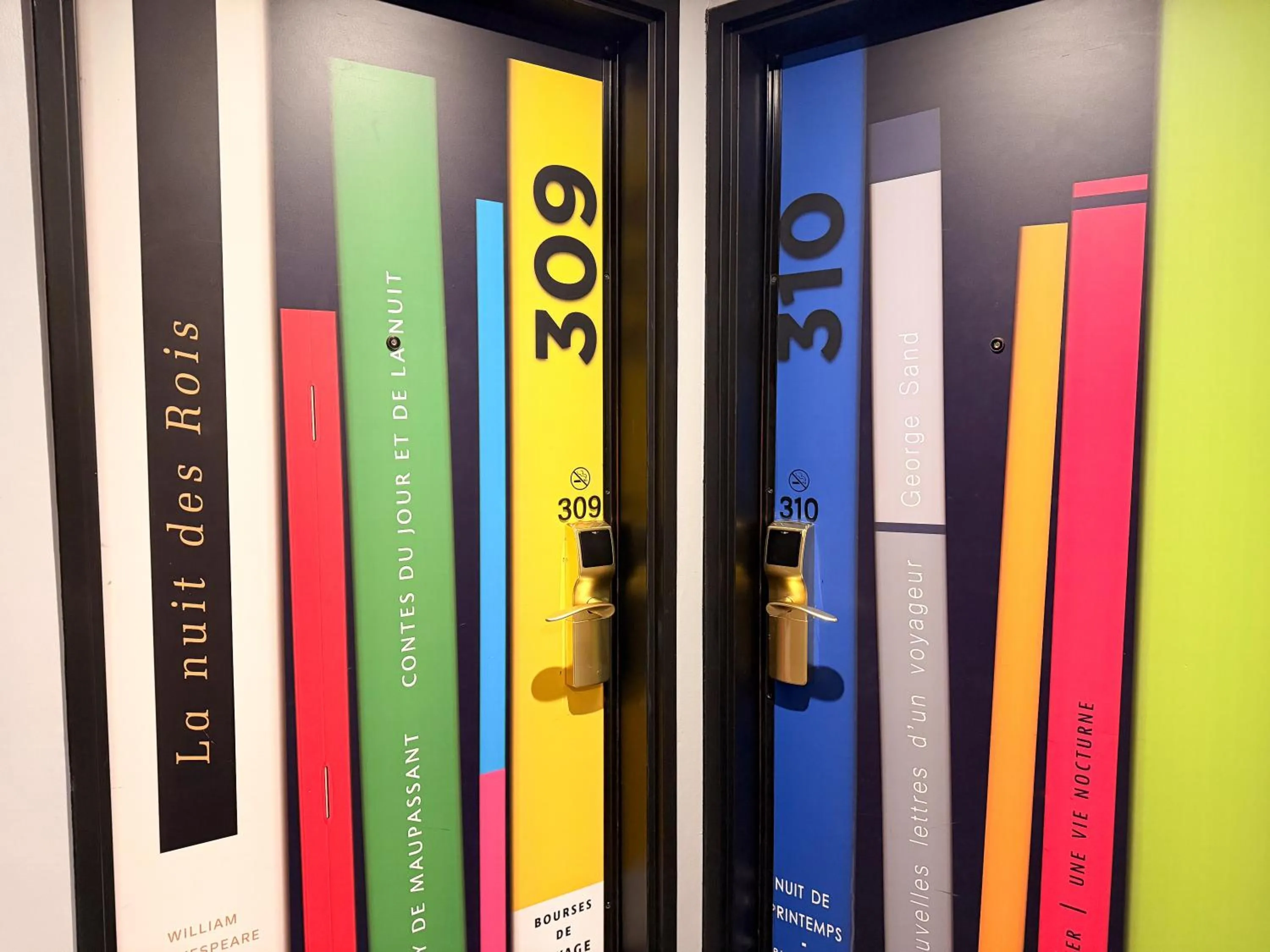 Bedroom in ibis Styles Paris Tolbiac Bibliotheque