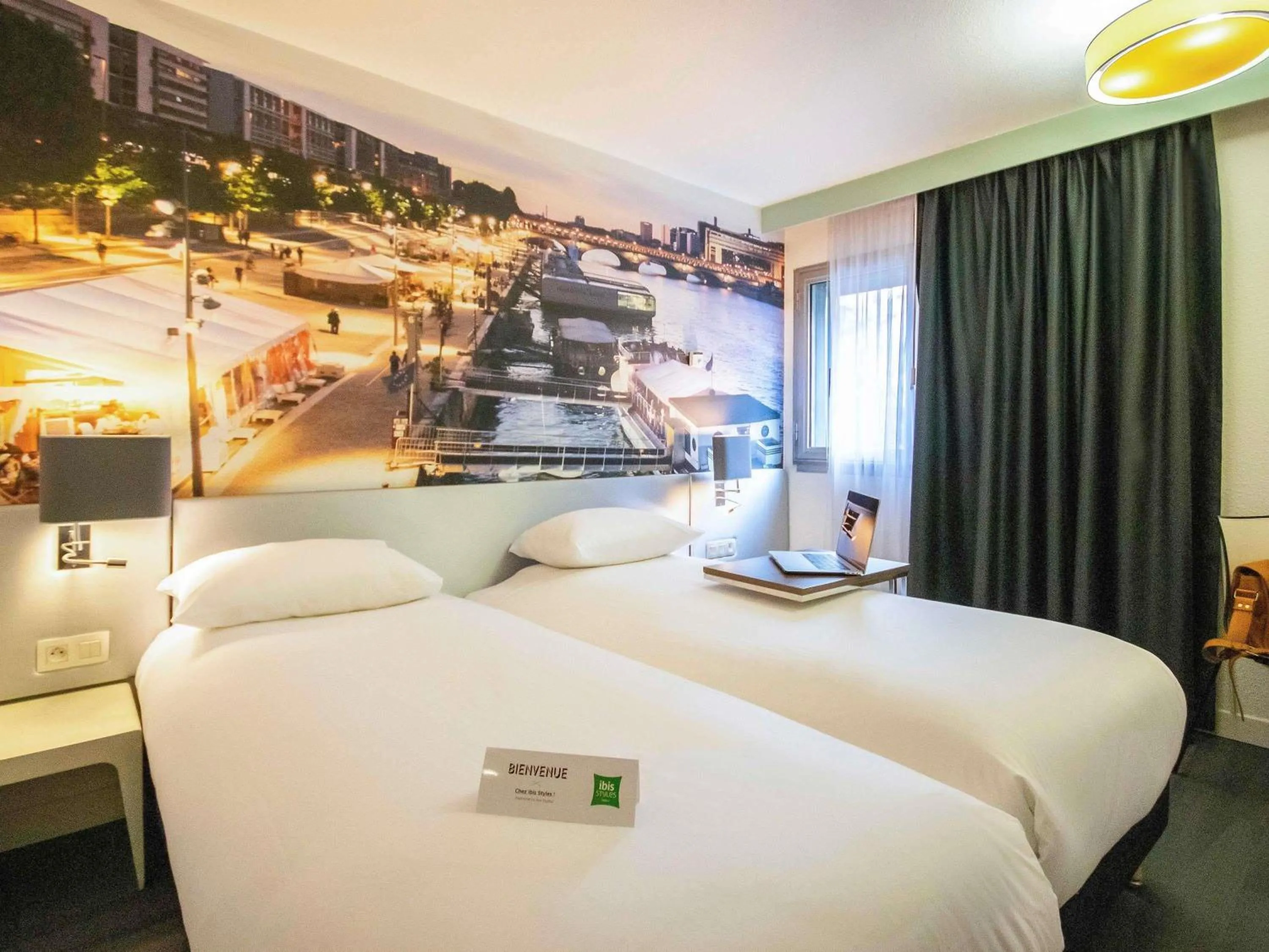 Bedroom, Bed in ibis Styles Paris Tolbiac Bibliotheque