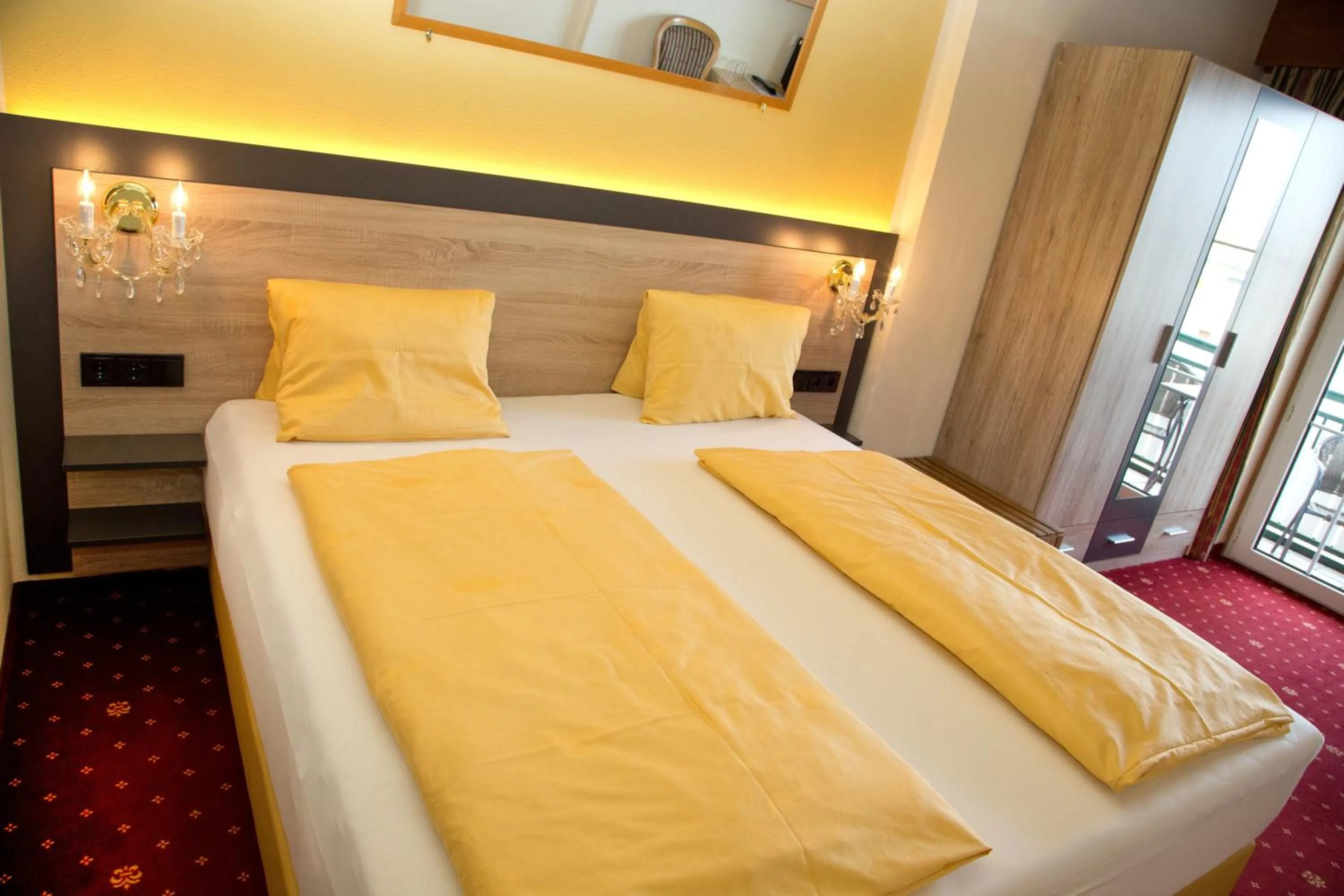 Bed in Villa Desiree - Hotel Garni - Adults Only