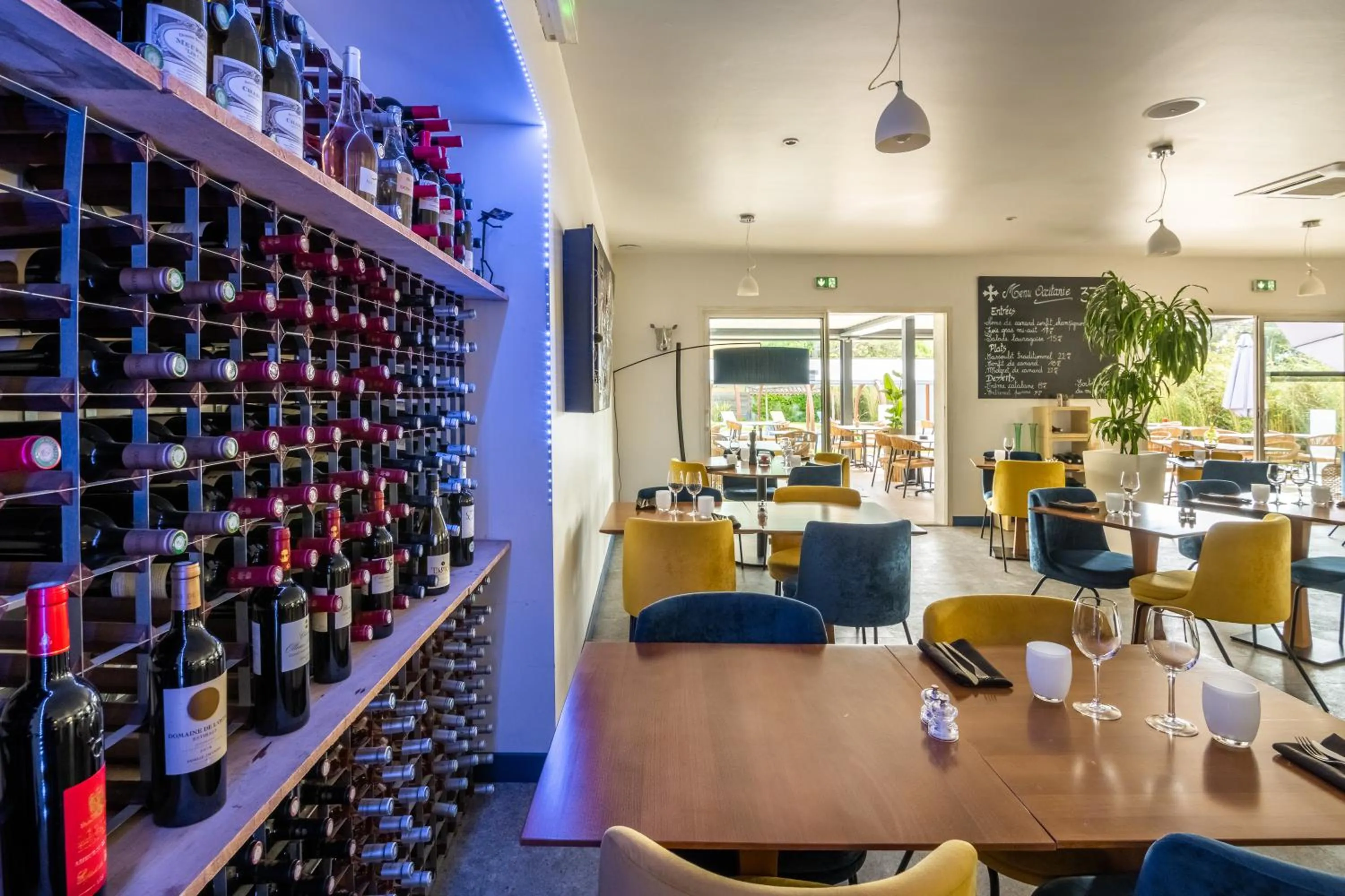 Restaurant/places to eat in LOGIS Hôtel Restaurant Le Clos Fleuri