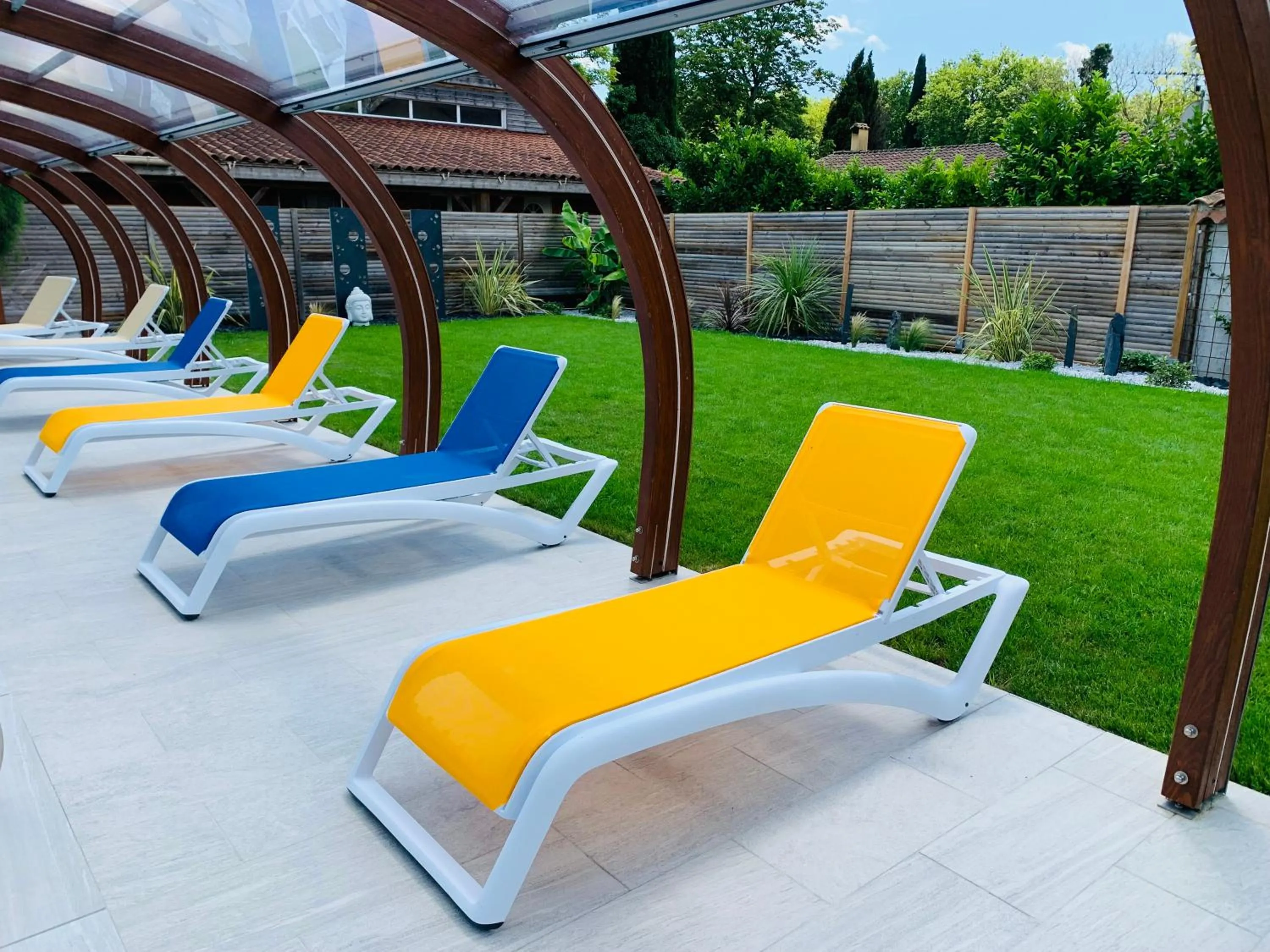 Swimming pool in LOGIS Hôtel Restaurant Le Clos Fleuri