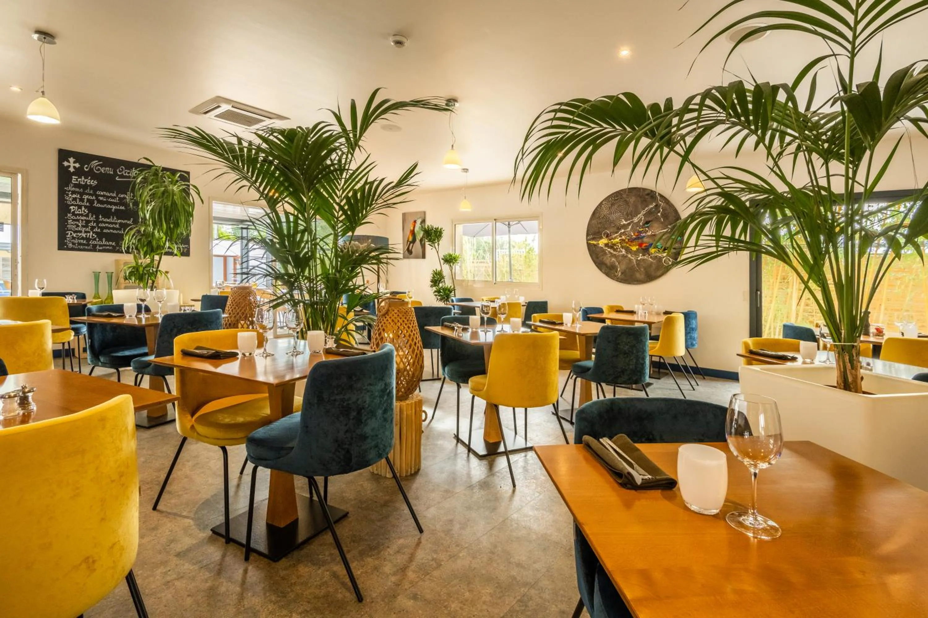 Restaurant/places to eat in LOGIS Hôtel Restaurant Le Clos Fleuri