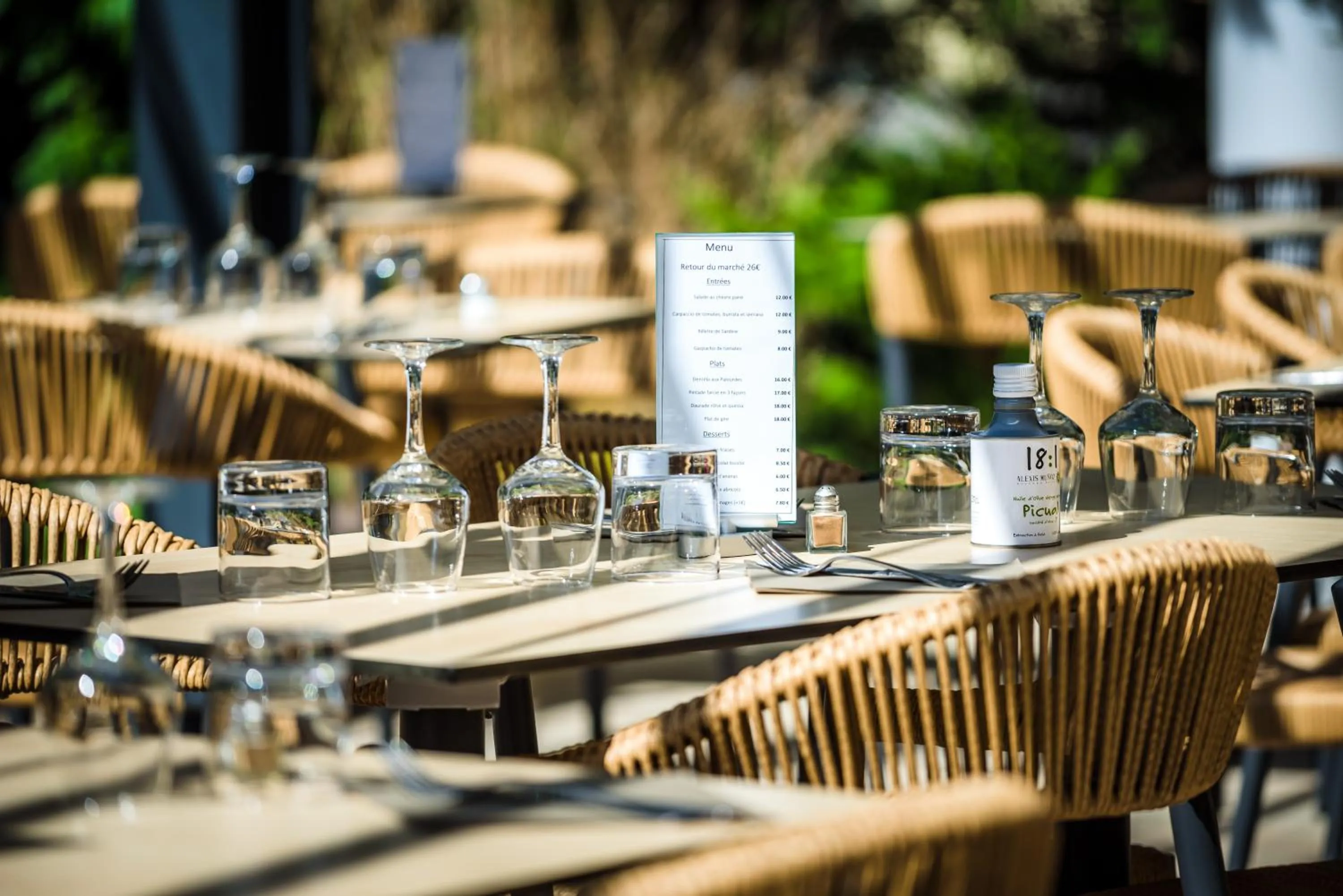 Balcony/Terrace in LOGIS Hôtel Restaurant Le Clos Fleuri