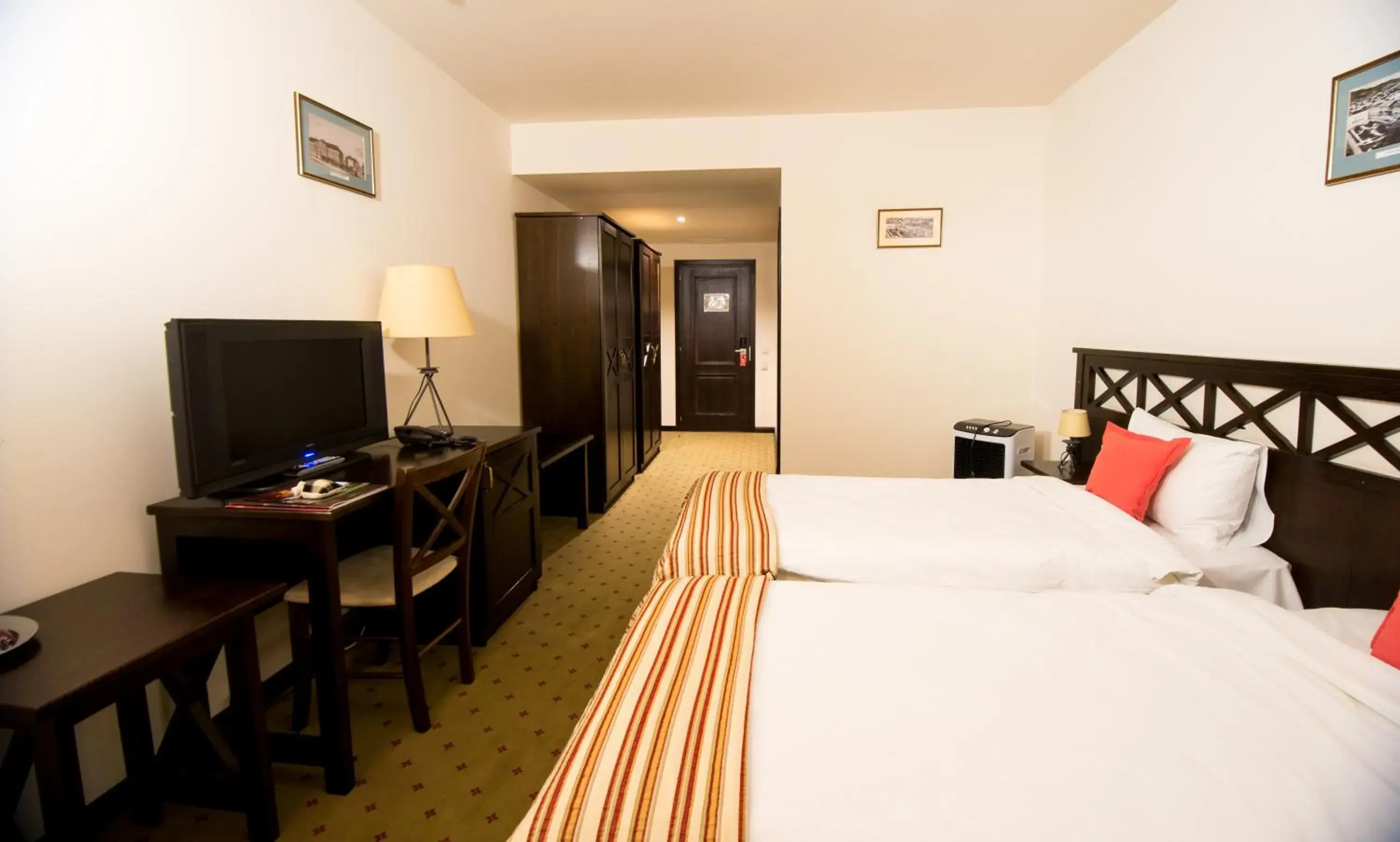 Standard Twin Room in Hotel Gradina Morii Standard Twin Room in Hotel Gradina Morii