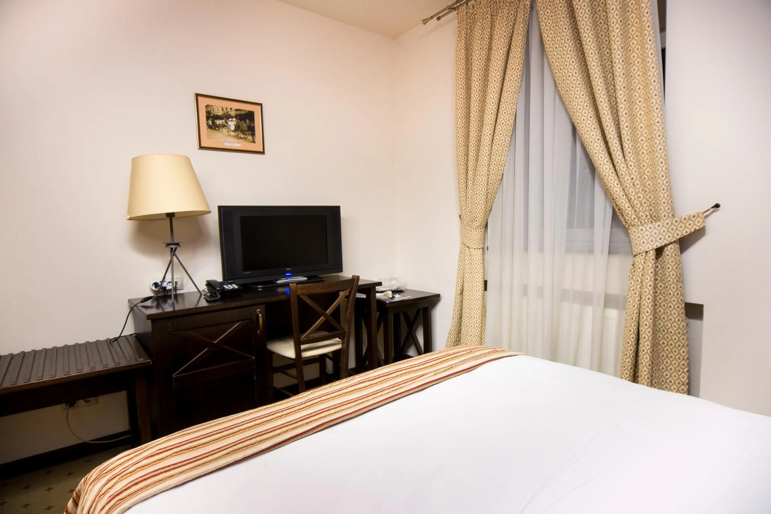Bedroom, Bed in Hotel Gradina Morii
