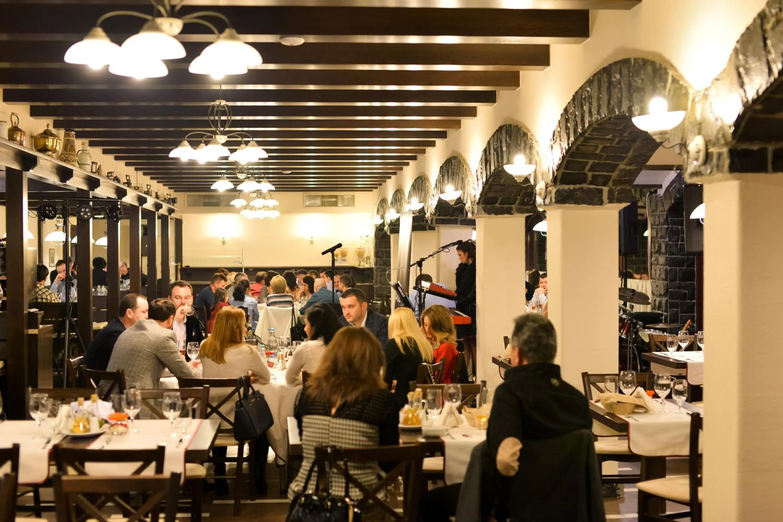 Restaurant/places to eat in Hotel Gradina Morii