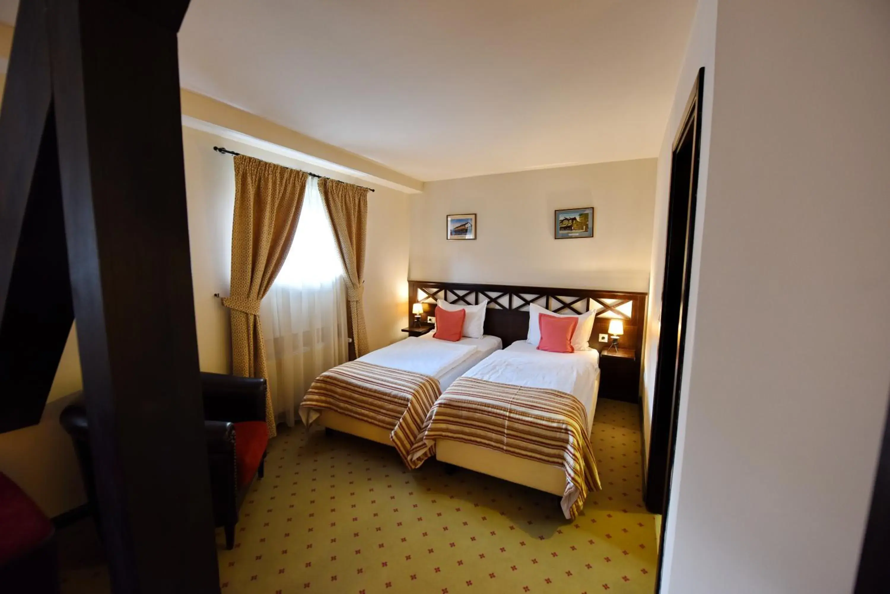 Superior Twin Room in Hotel Gradina Morii Superior Twin Room in Hotel Gradina Morii