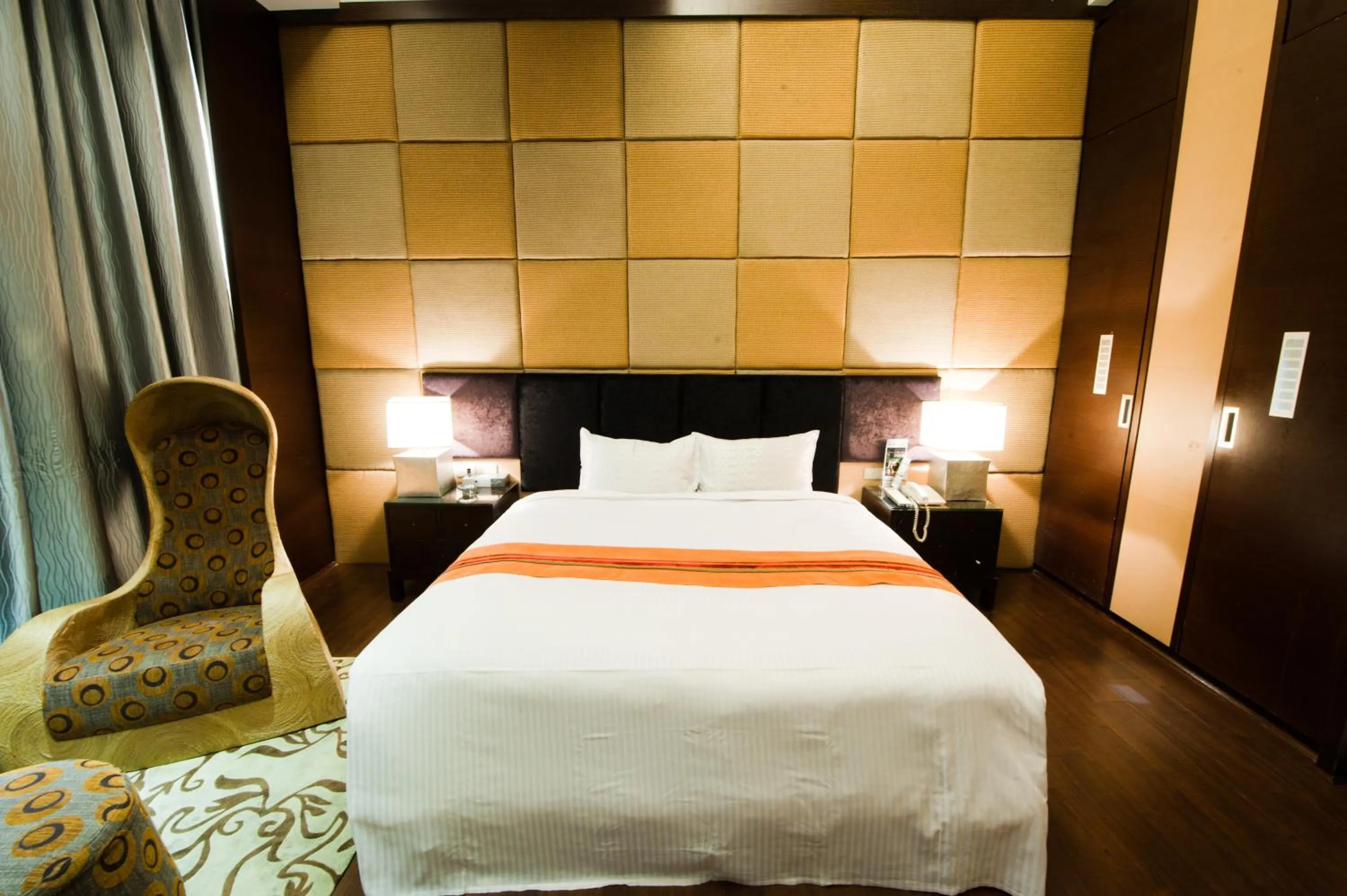 Bed in Her Home Spa Motel Chiayi