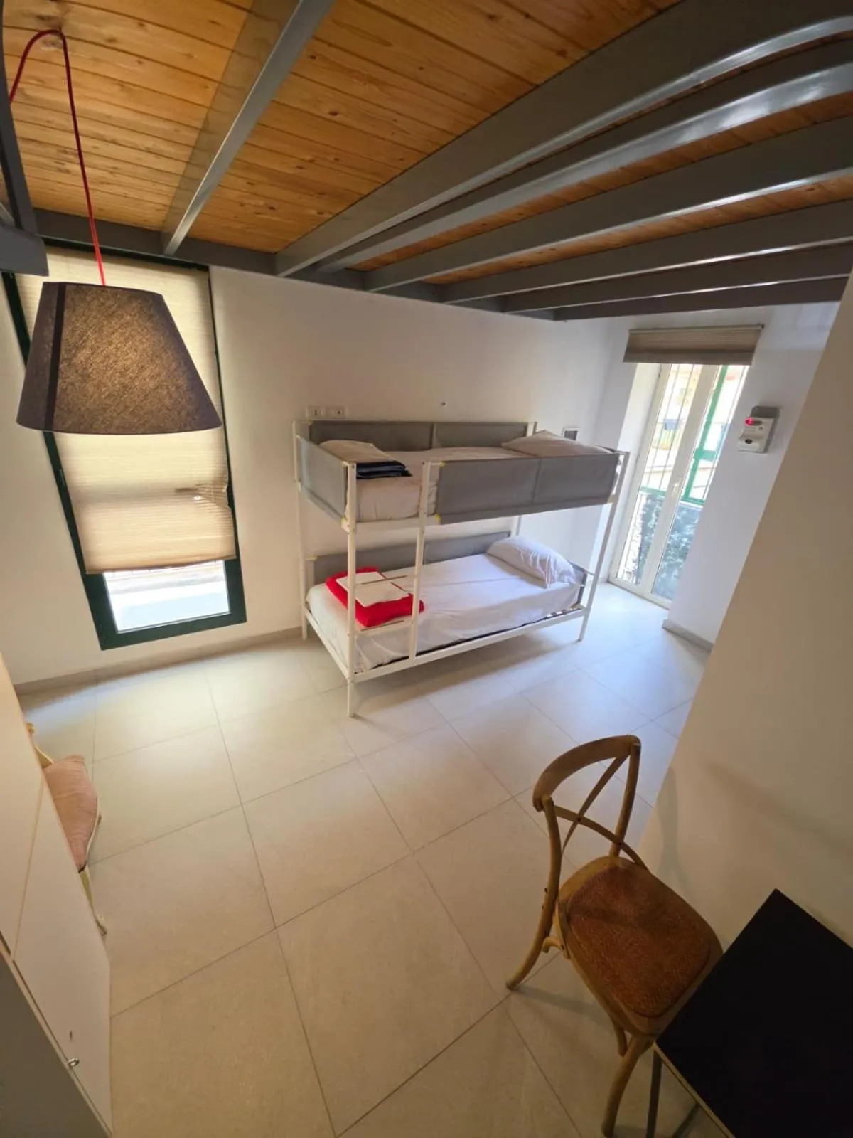 Bed in La Controra Hostel Naples