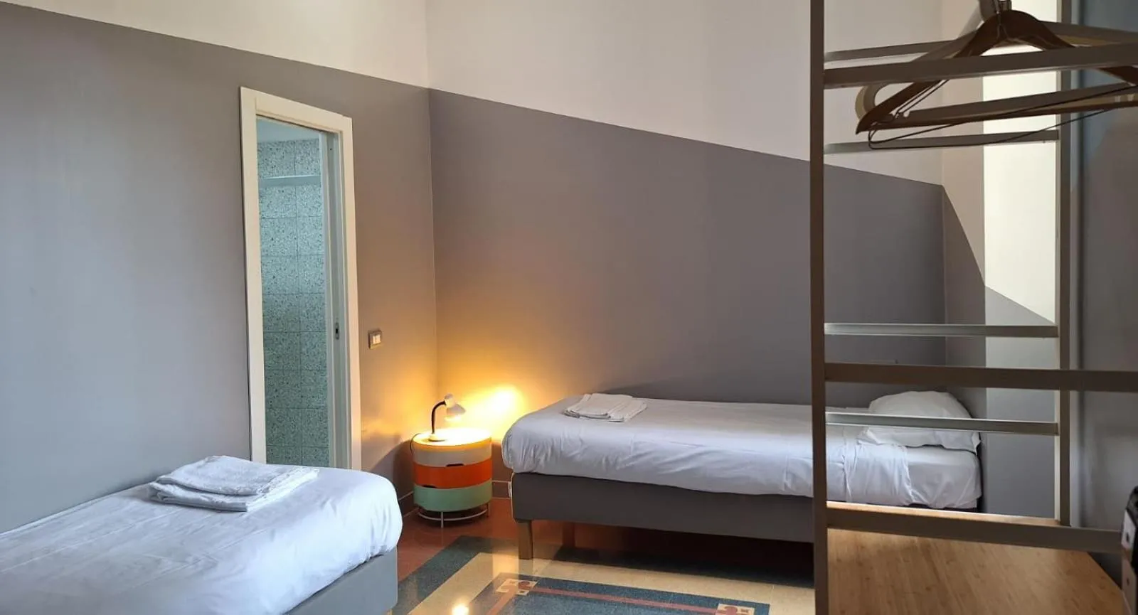 Bed in La Controra Hostel Naples