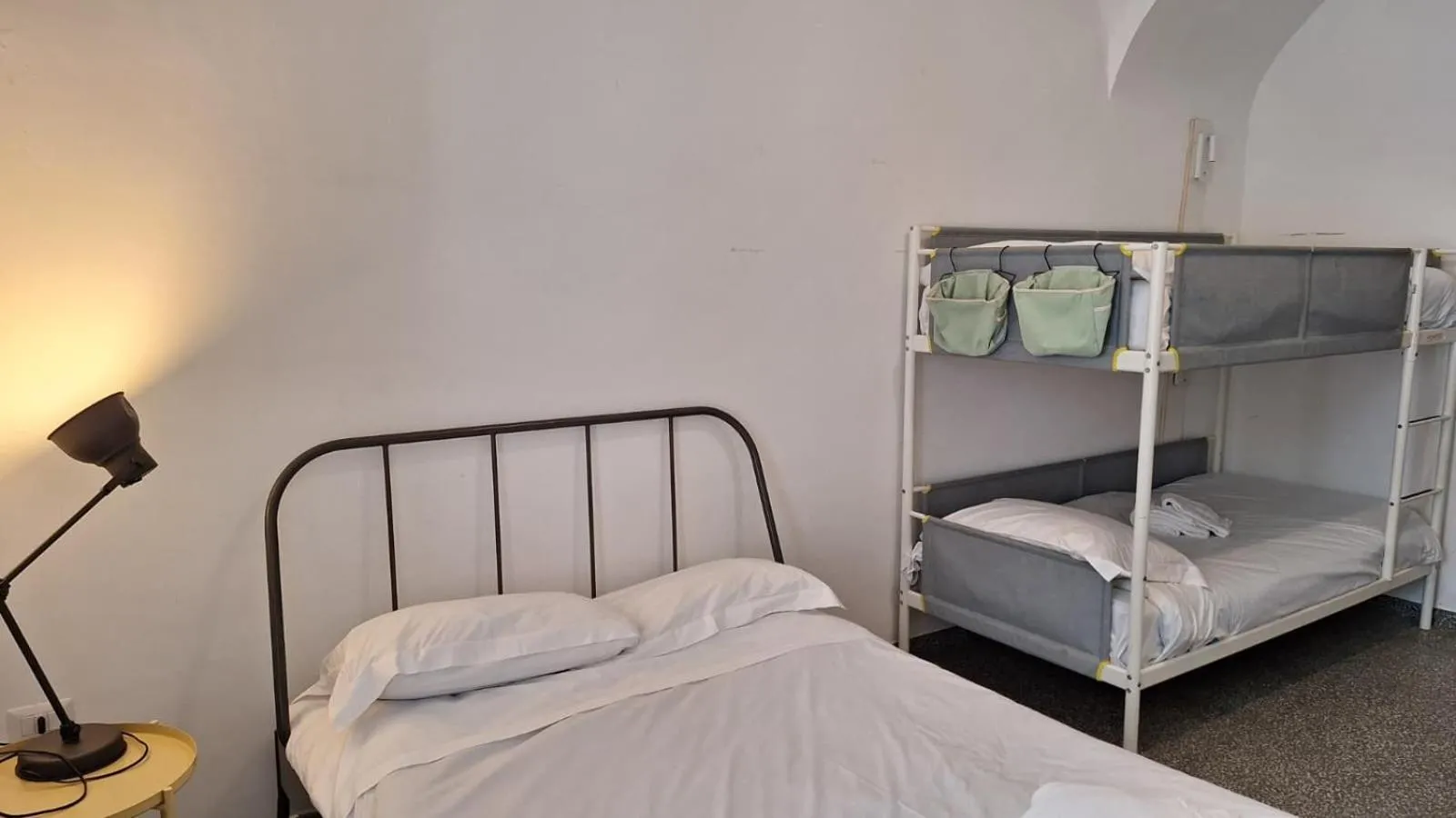 Bed in La Controra Hostel Naples