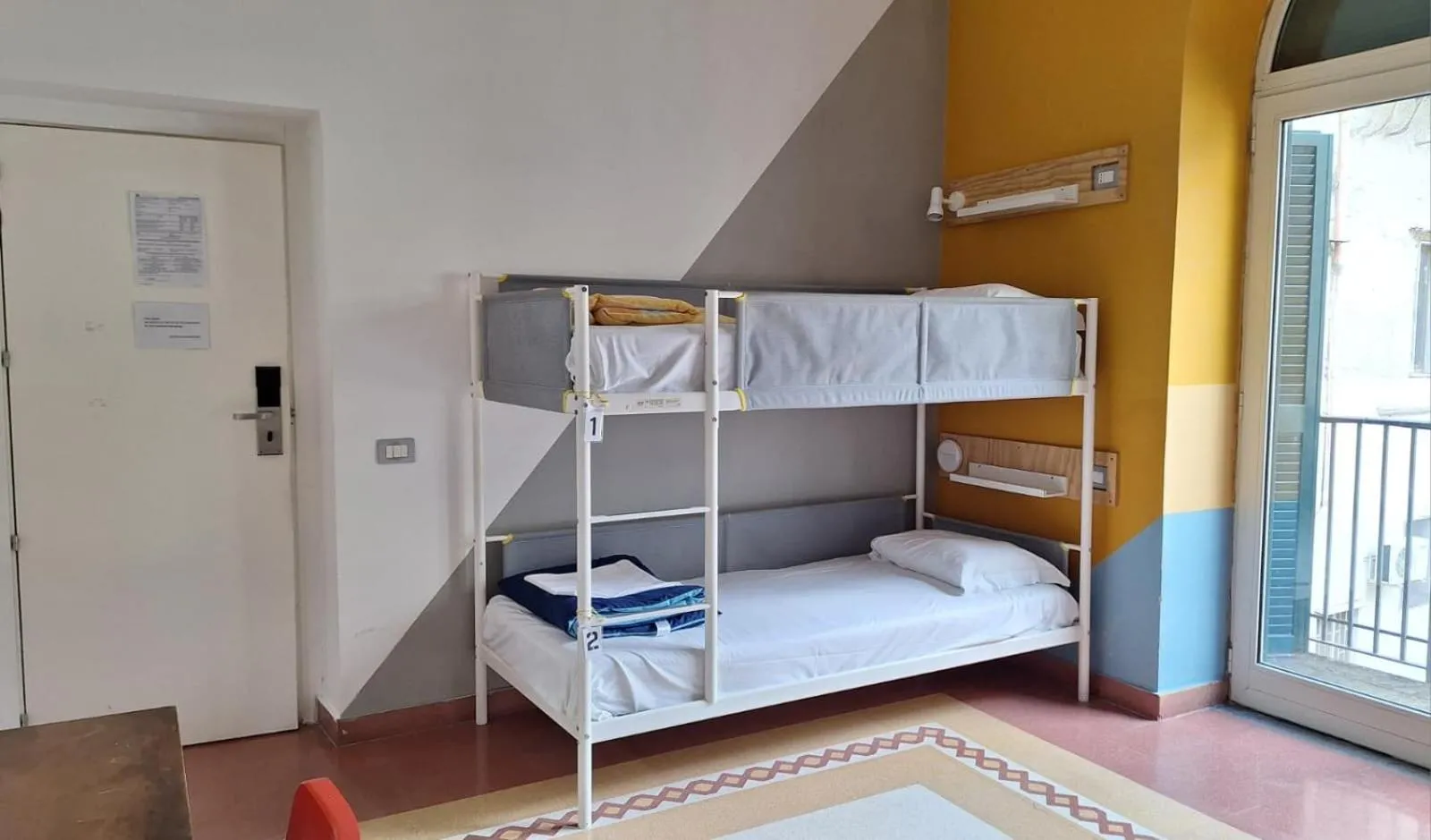 Bed in La Controra Hostel Naples