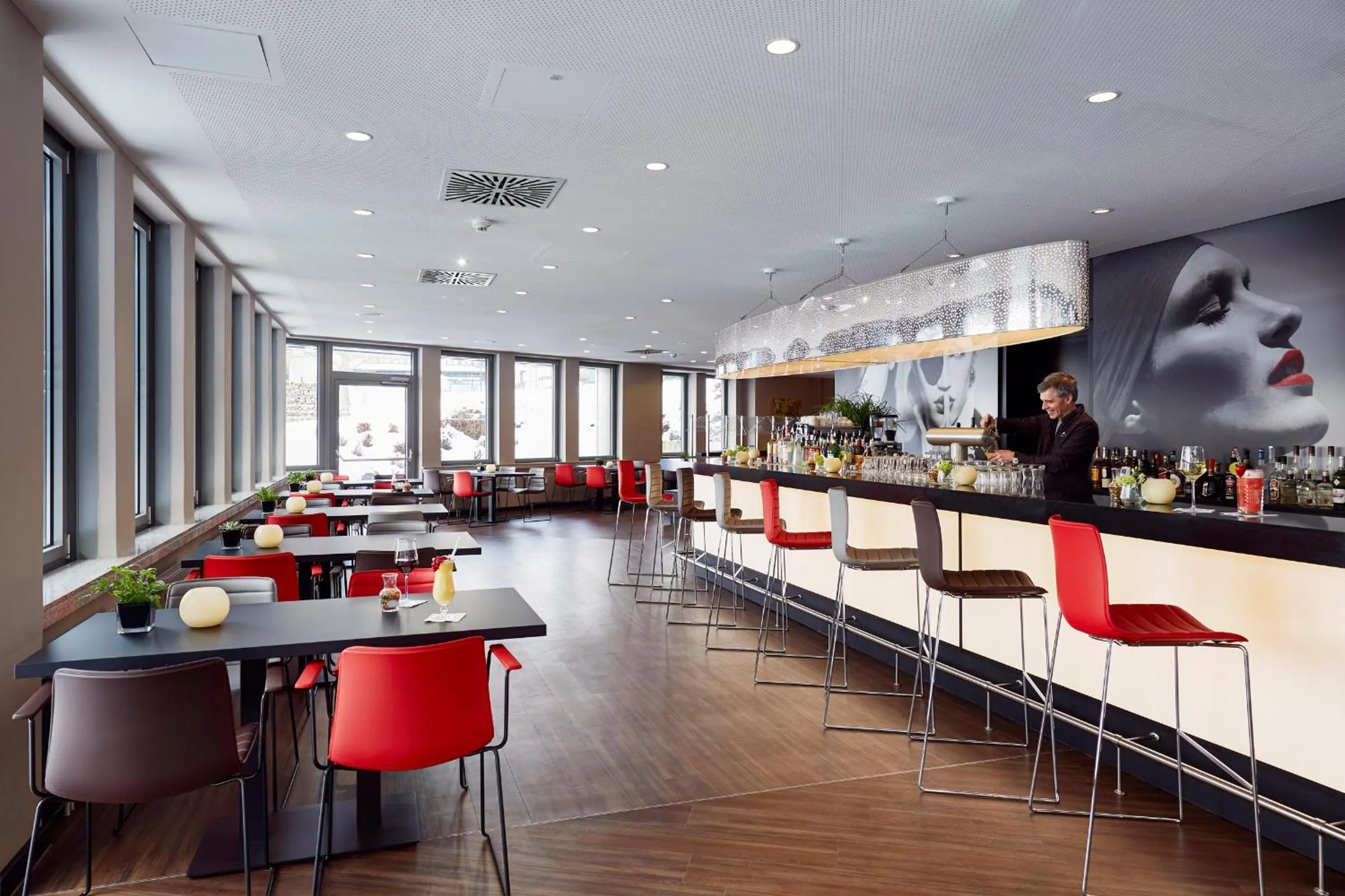 Restaurant/places to eat in LEGERE HOTEL Wiesbaden-Taunusstein