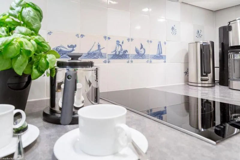 Coffee/tea facilities in Ocean Breeze _ App_ 4