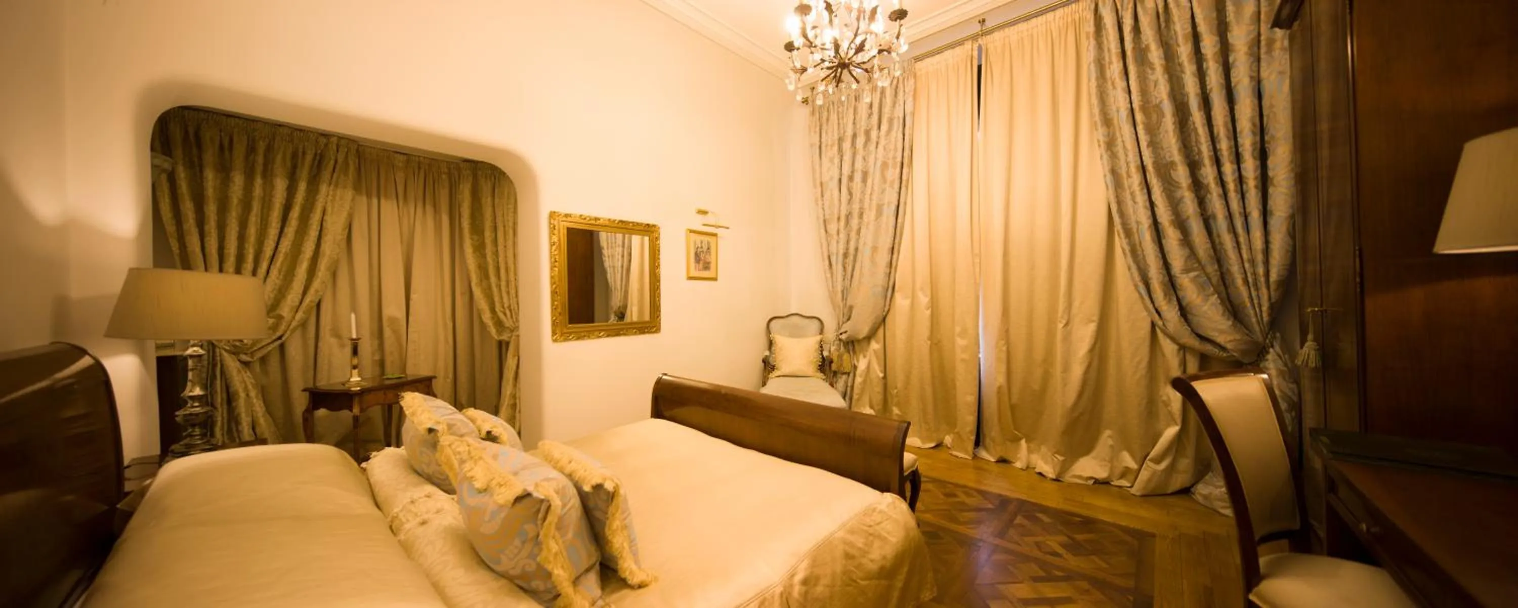 Bed in Scala Boutique-Hotel