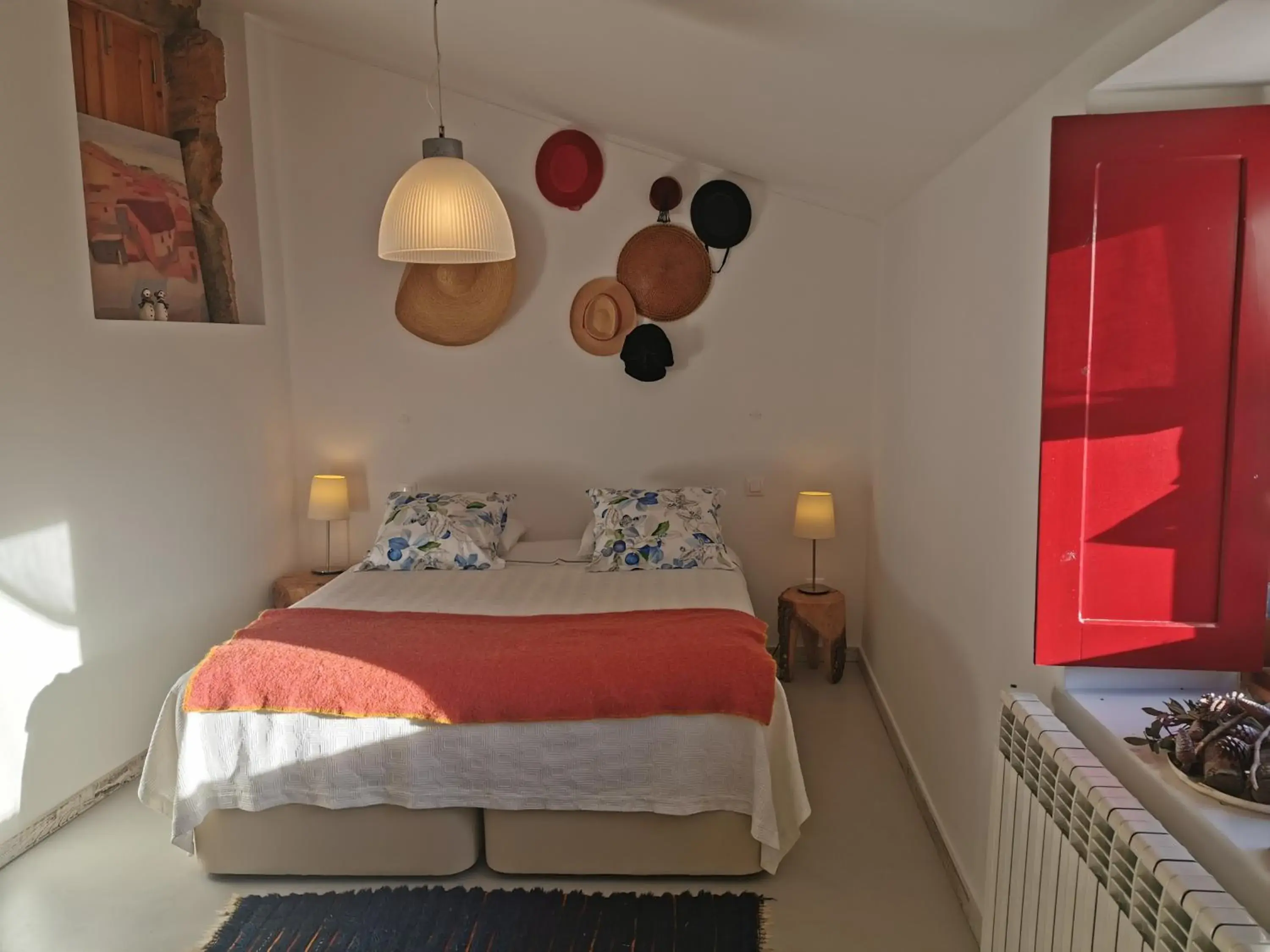 Double Room with Garden View in Casa da Cisterna Double Room with Garden View in Casa da Cisterna