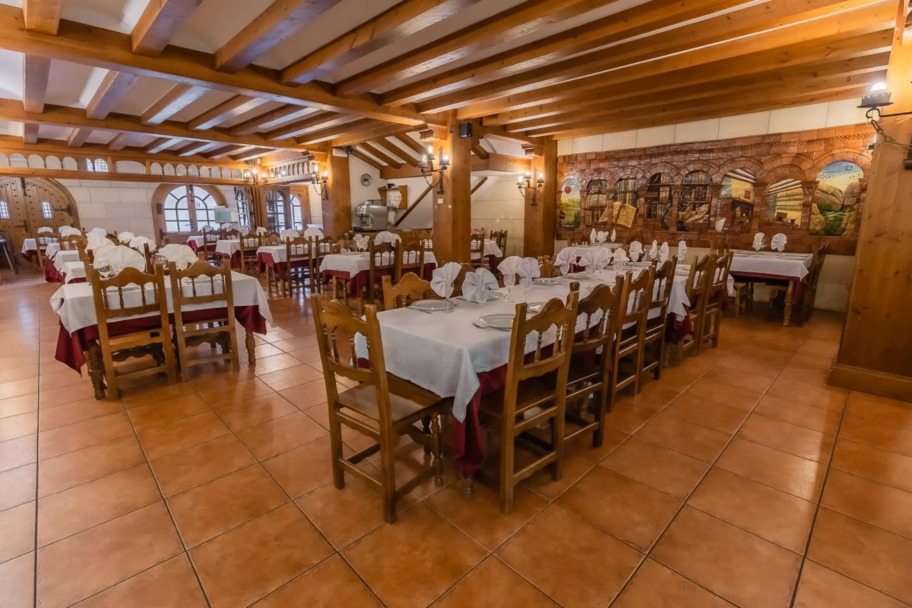 Restaurant/places to eat in Hotel Santo Domingo de Silos Restaurant/places to eat in Hotel Santo Domingo de Silos