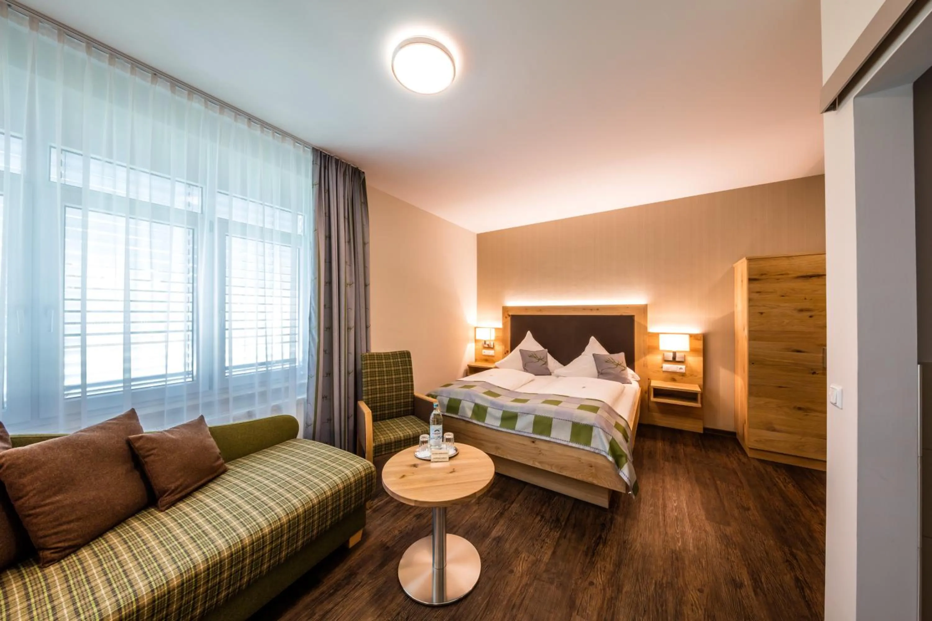 Photo of the whole room, Bed in Landhotel Endhart