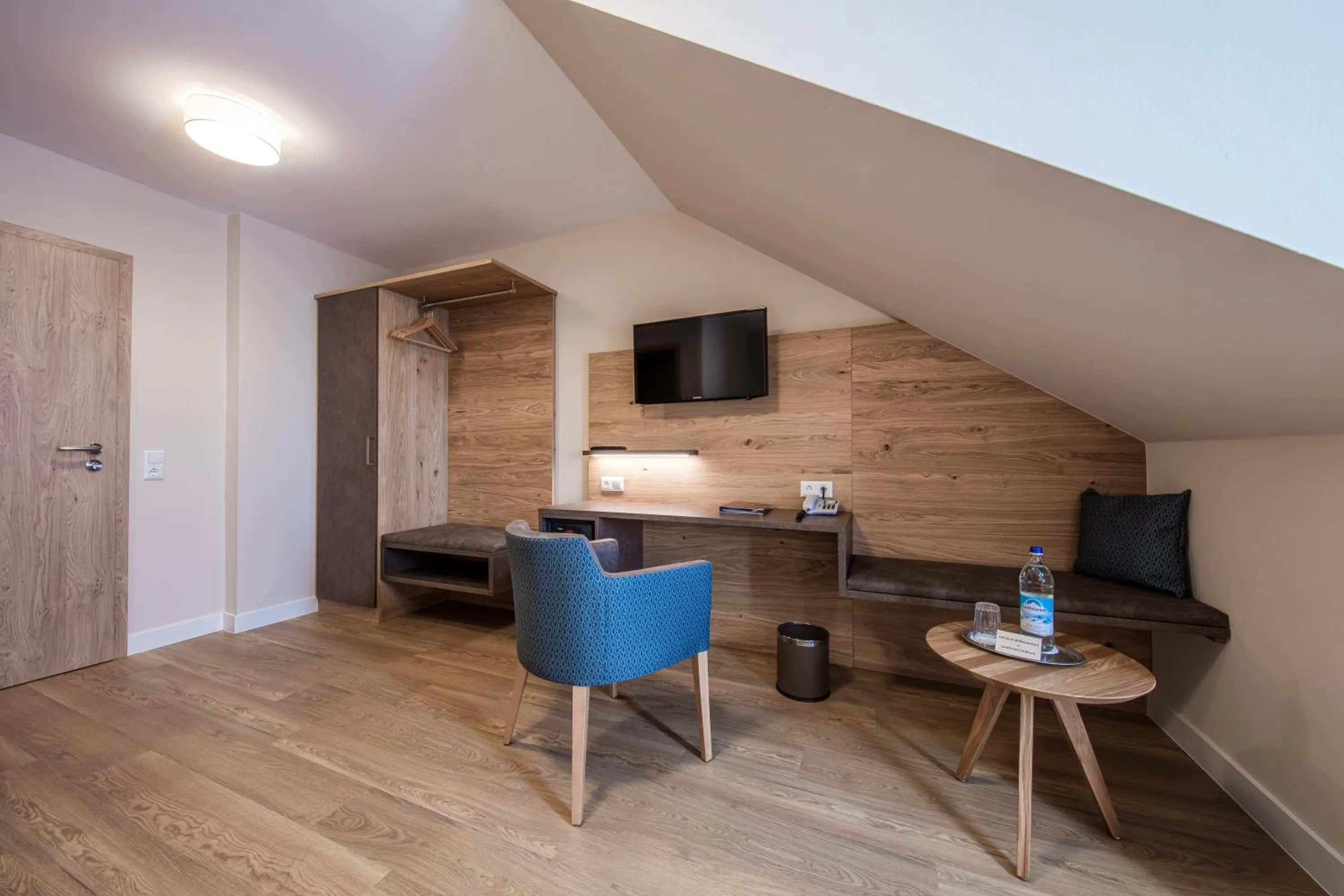 Photo of the whole room in Landhotel Endhart