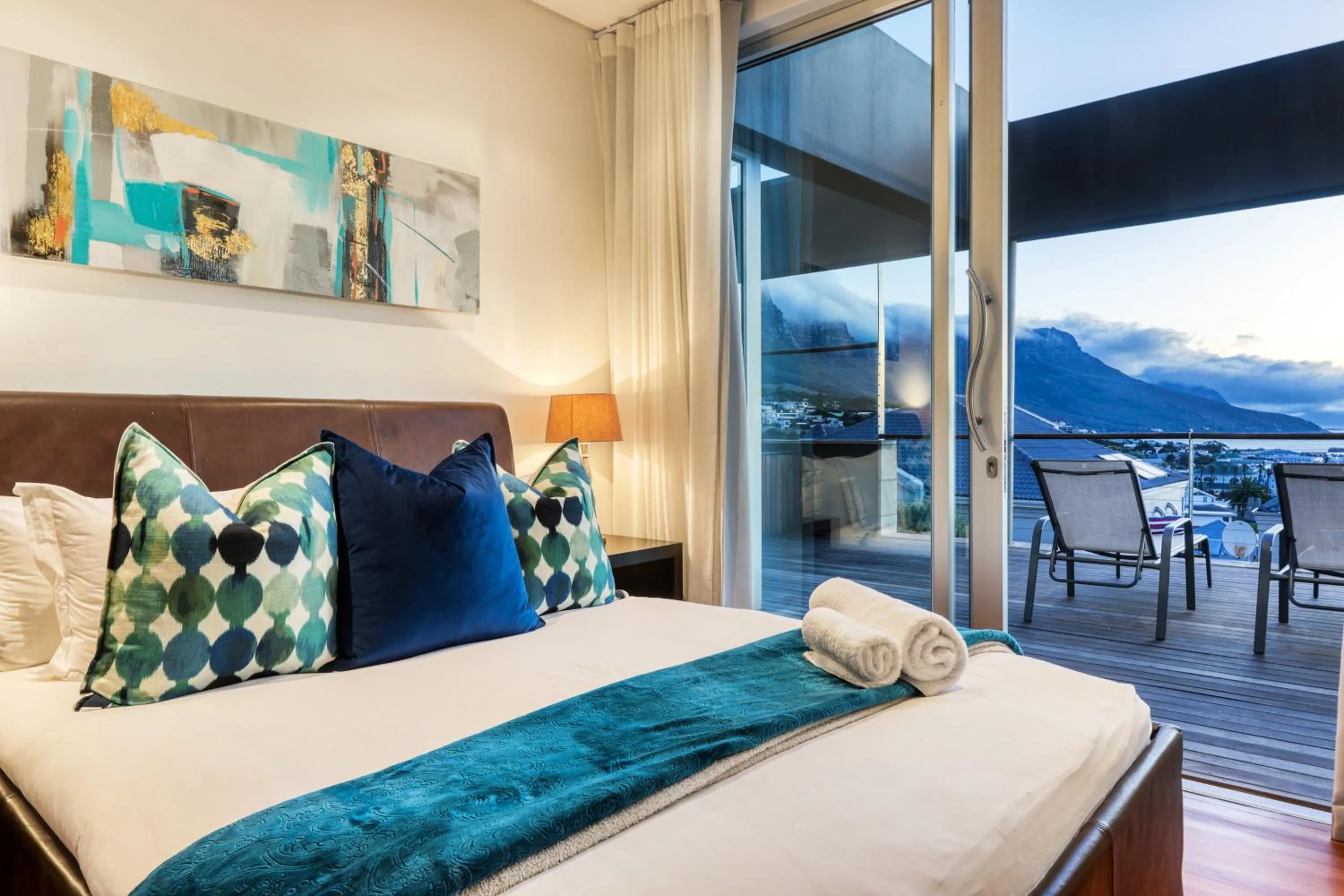 Bed in Strathmore House