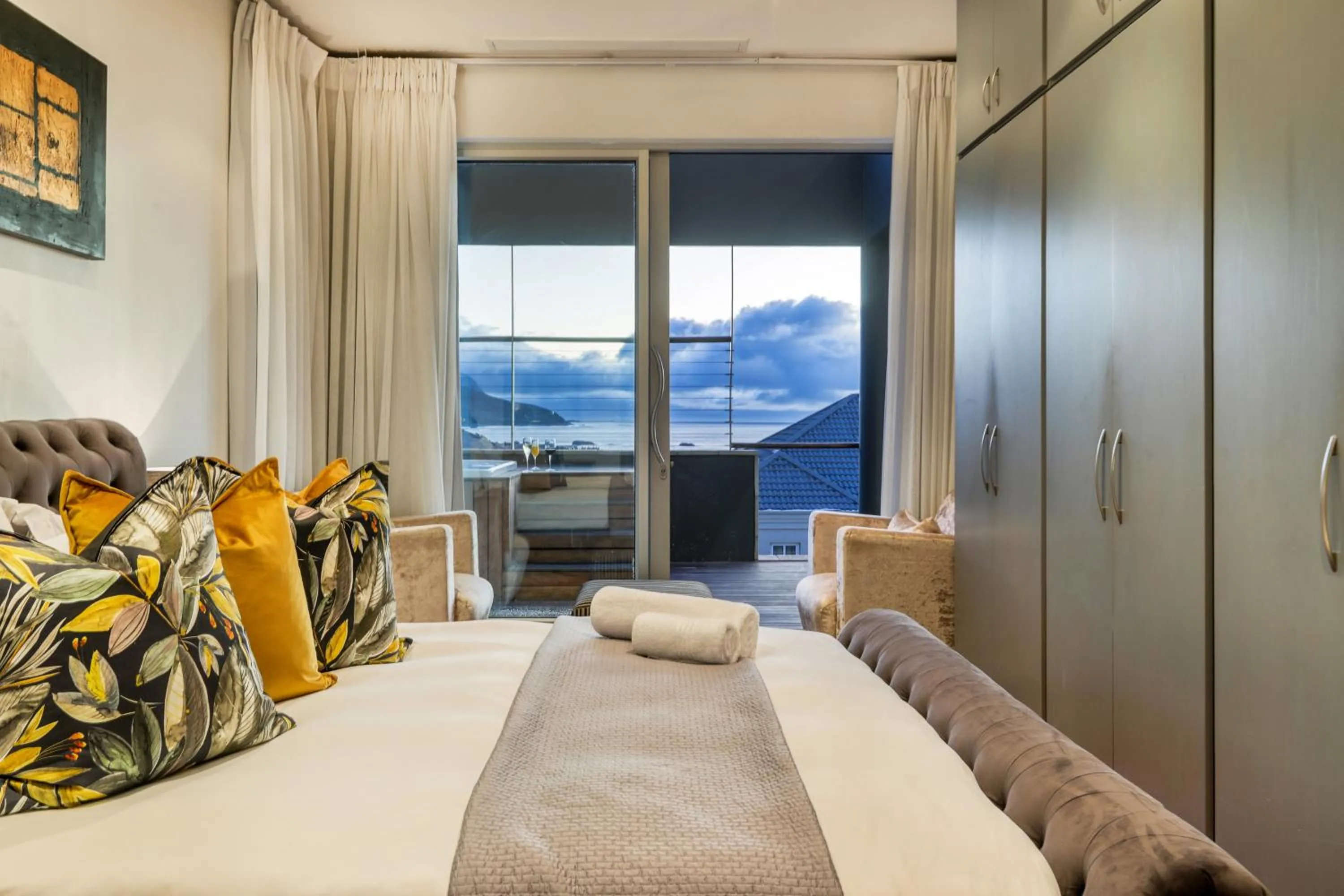 Bed in Strathmore House