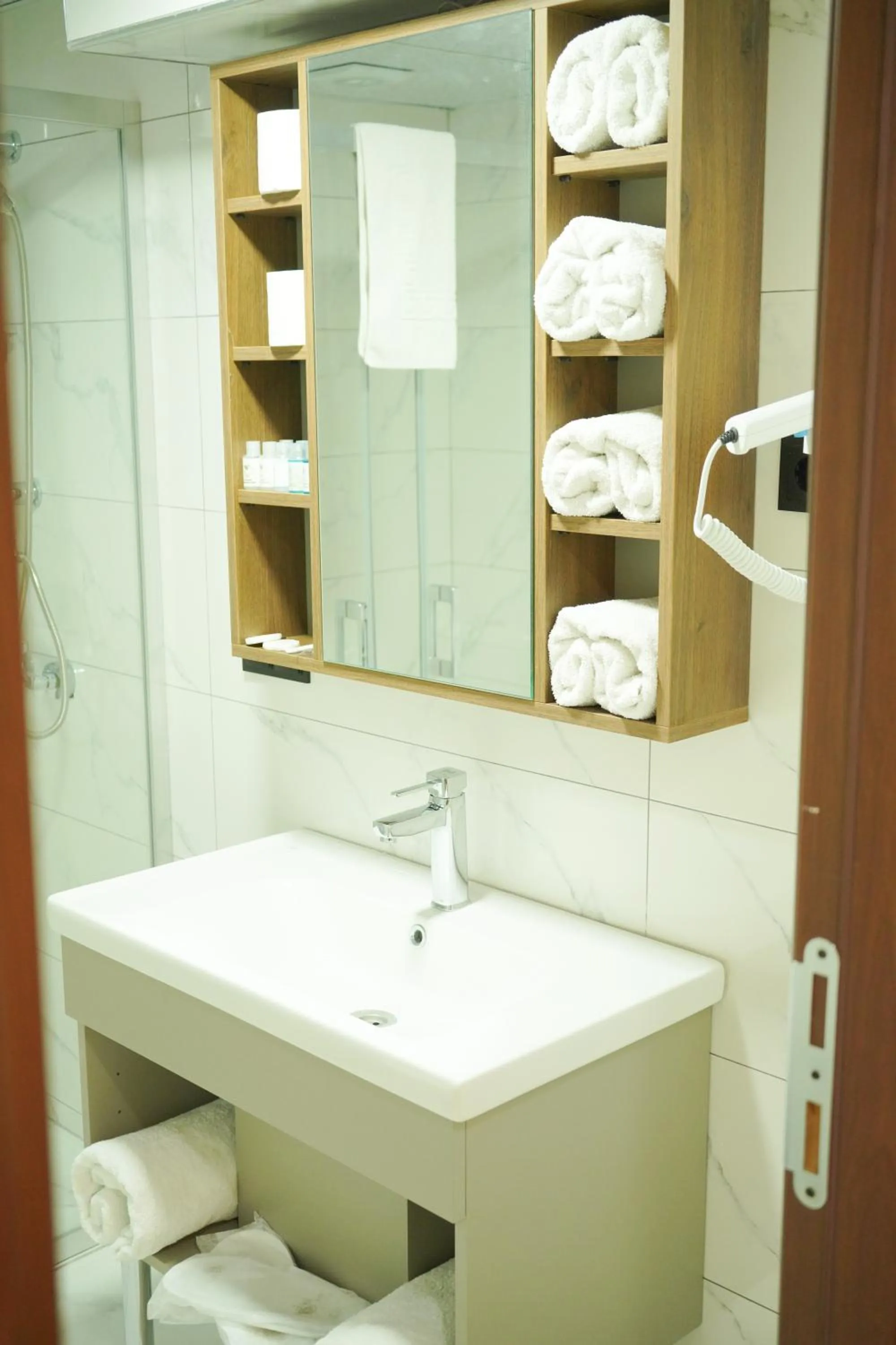 Bathroom in Lioncity Hotel