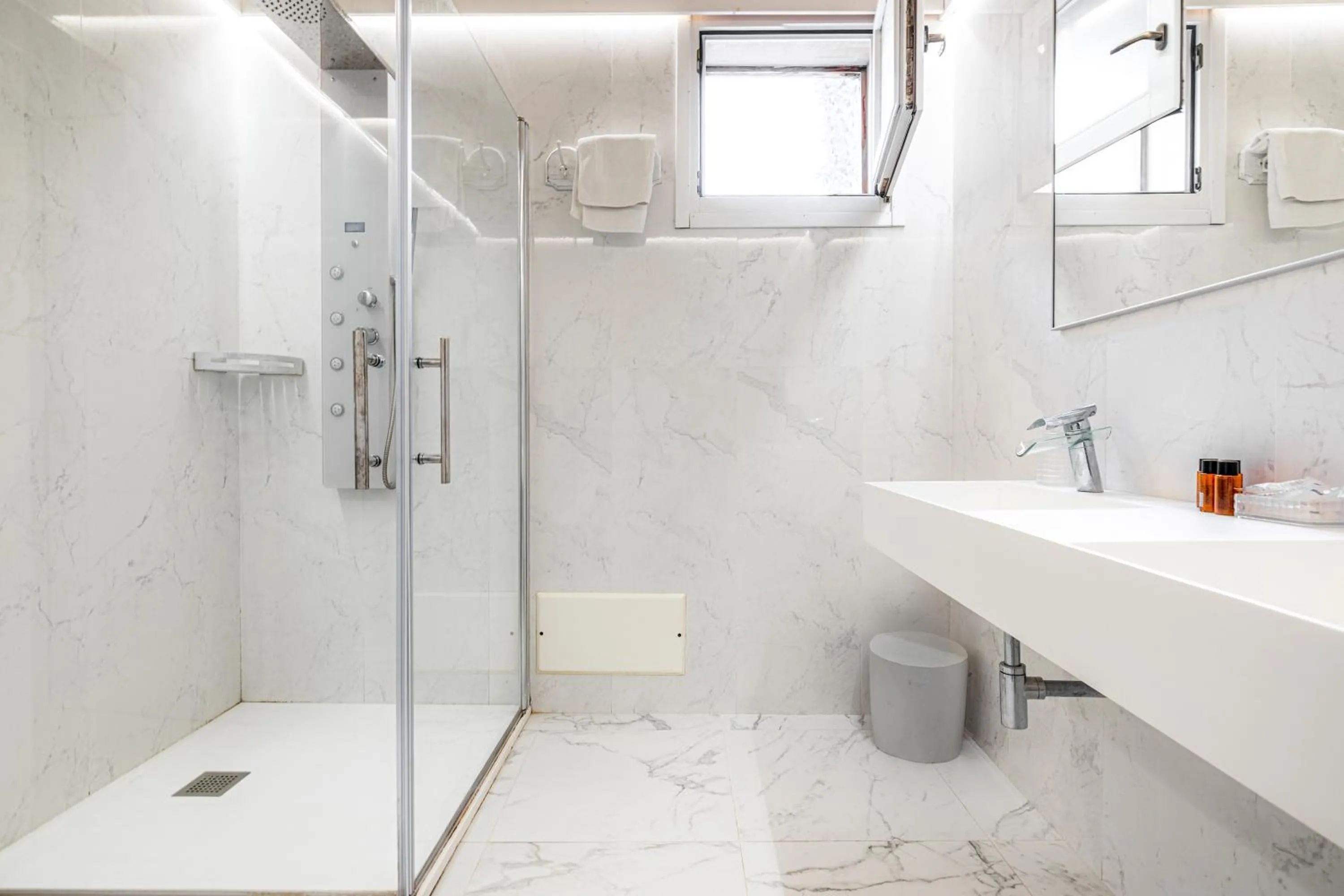 Shower in Masseria Tenuta Quintino