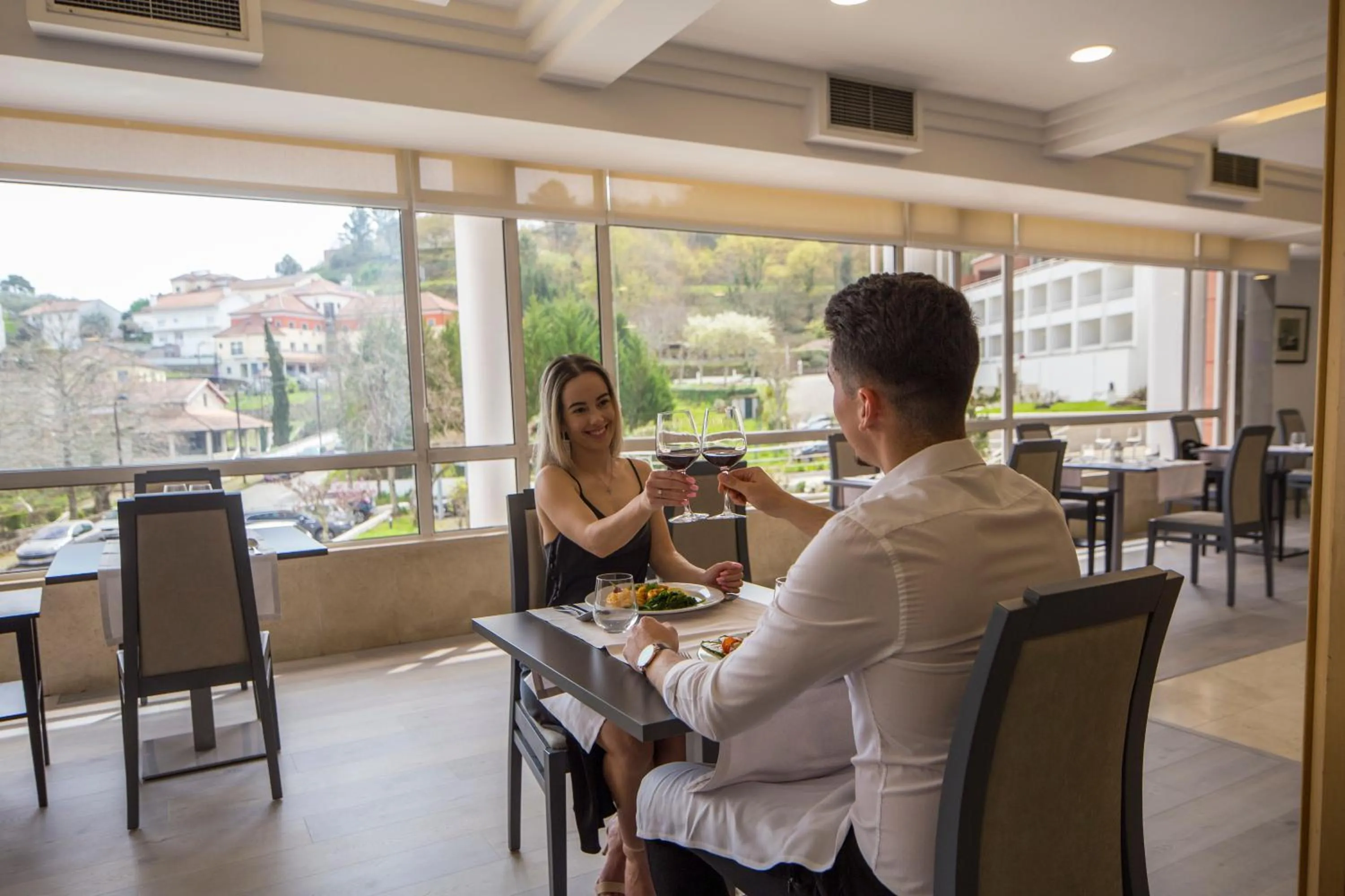 Restaurant/places to eat in Hotel Do Parque - Congress & SPA