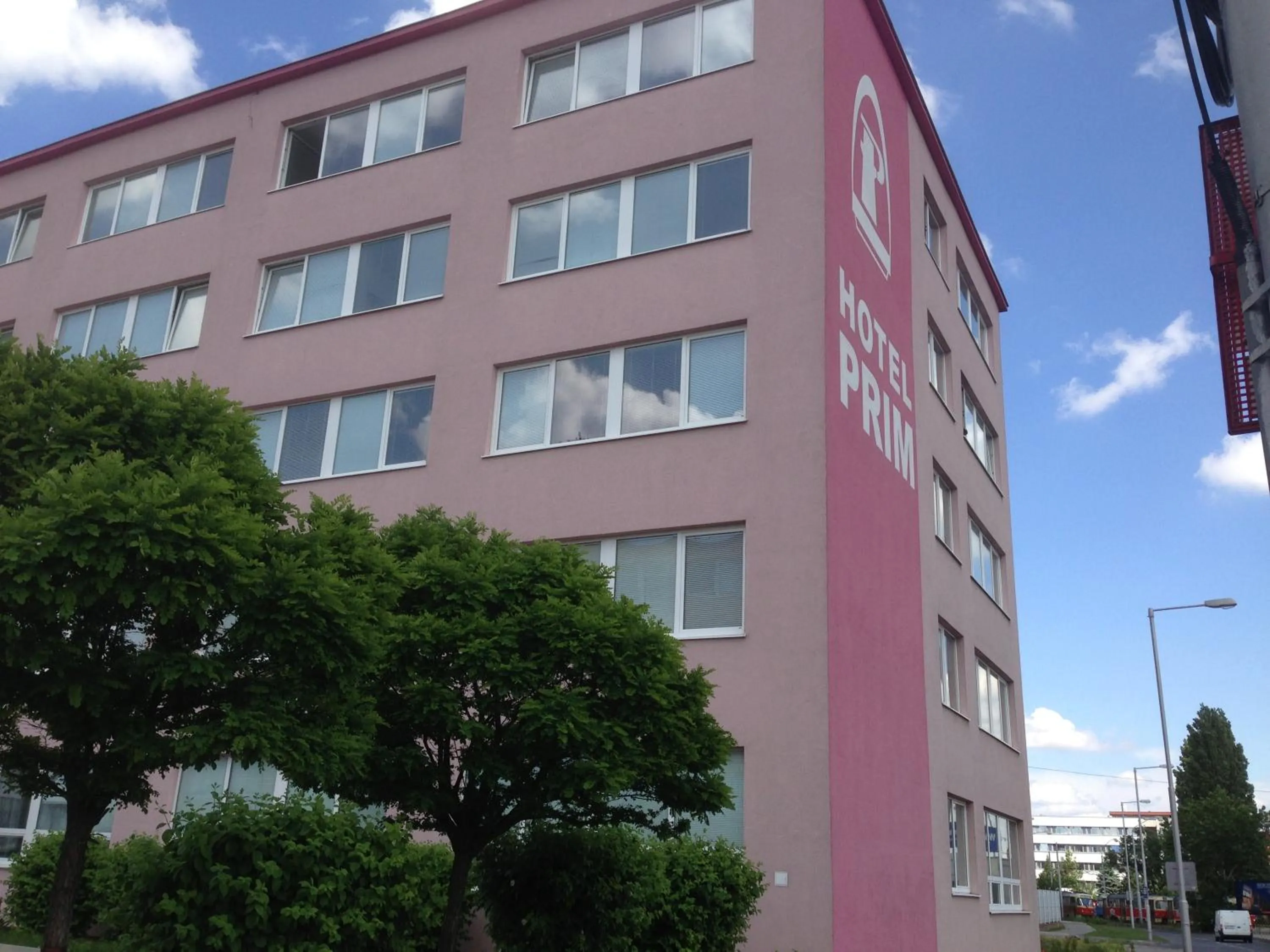 Property building in Hotel Prim