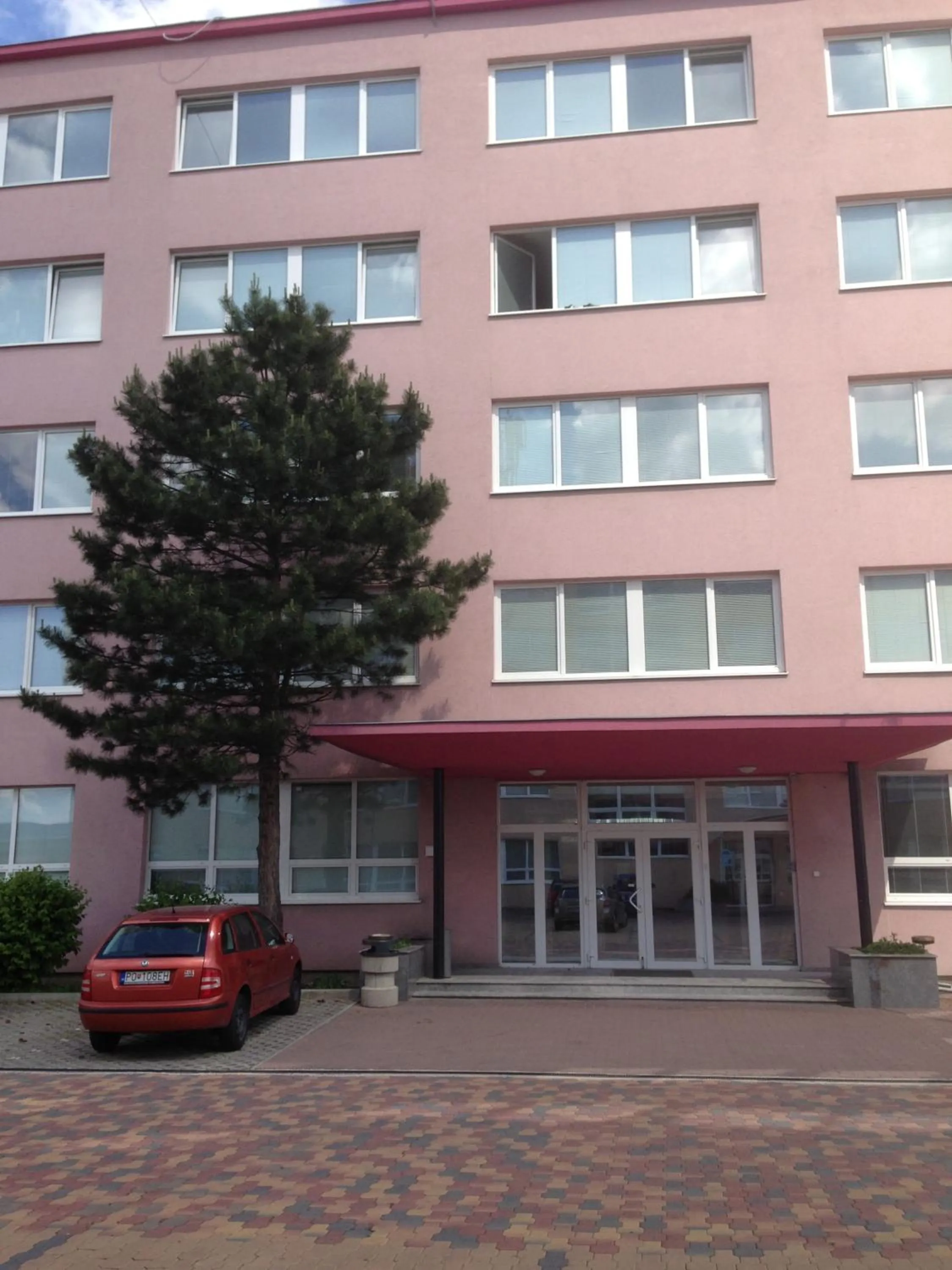 Facade/entrance in Hotel Prim