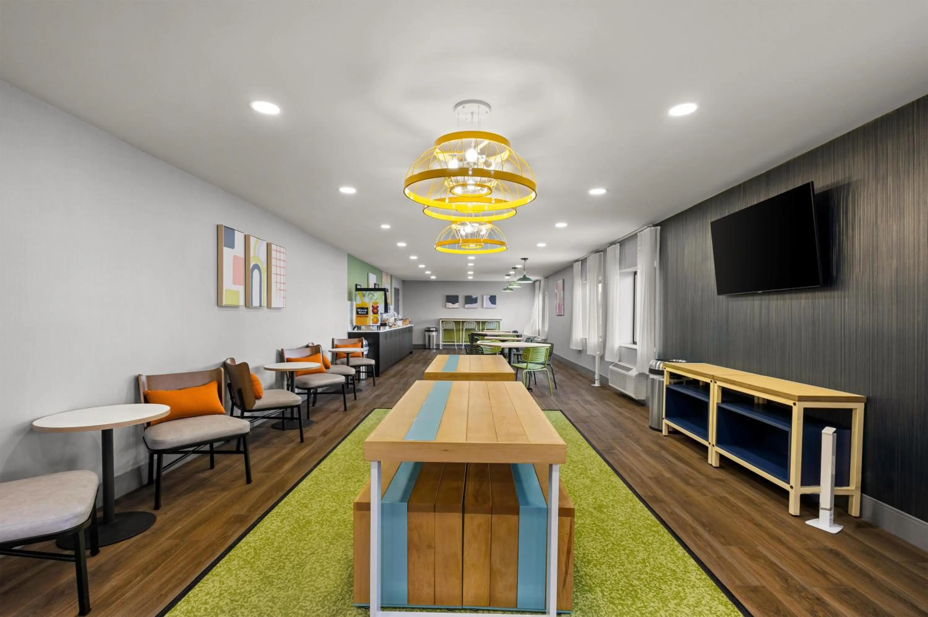 Lobby or reception in Spark By Hilton Fort Wayne