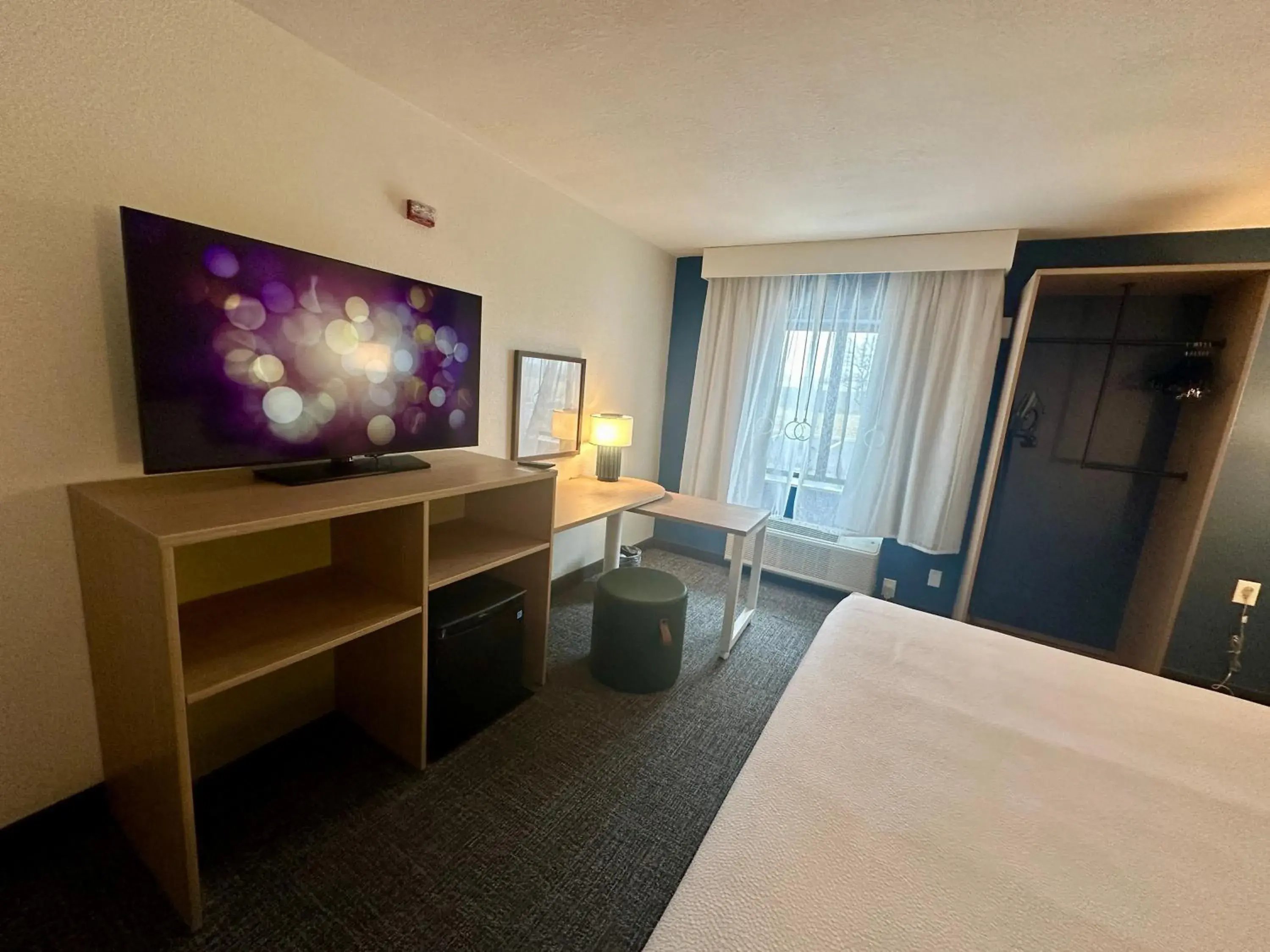 TV and multimedia, Bed in FORT Inn