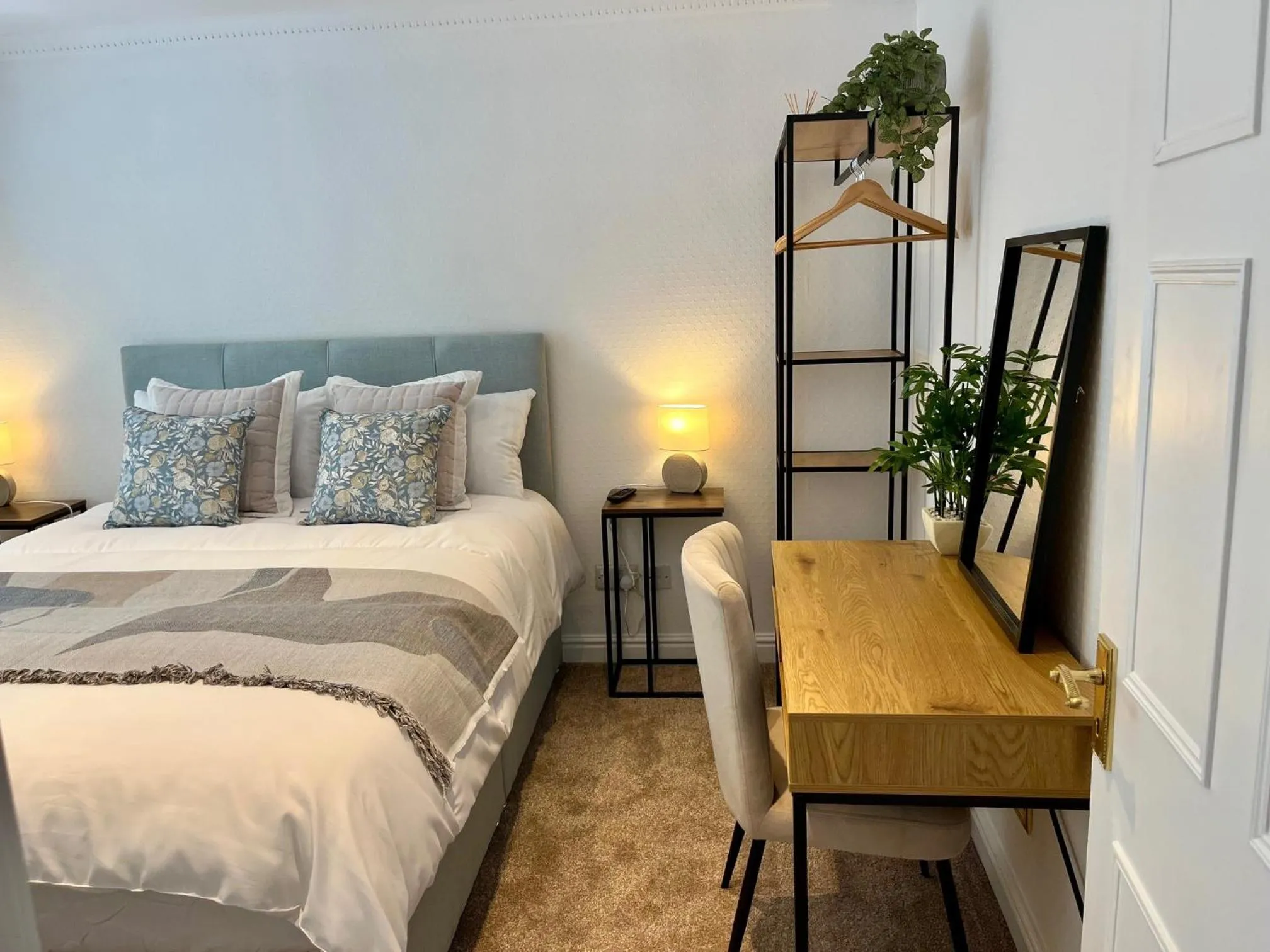 Bed in Castle Hotel & Apartments