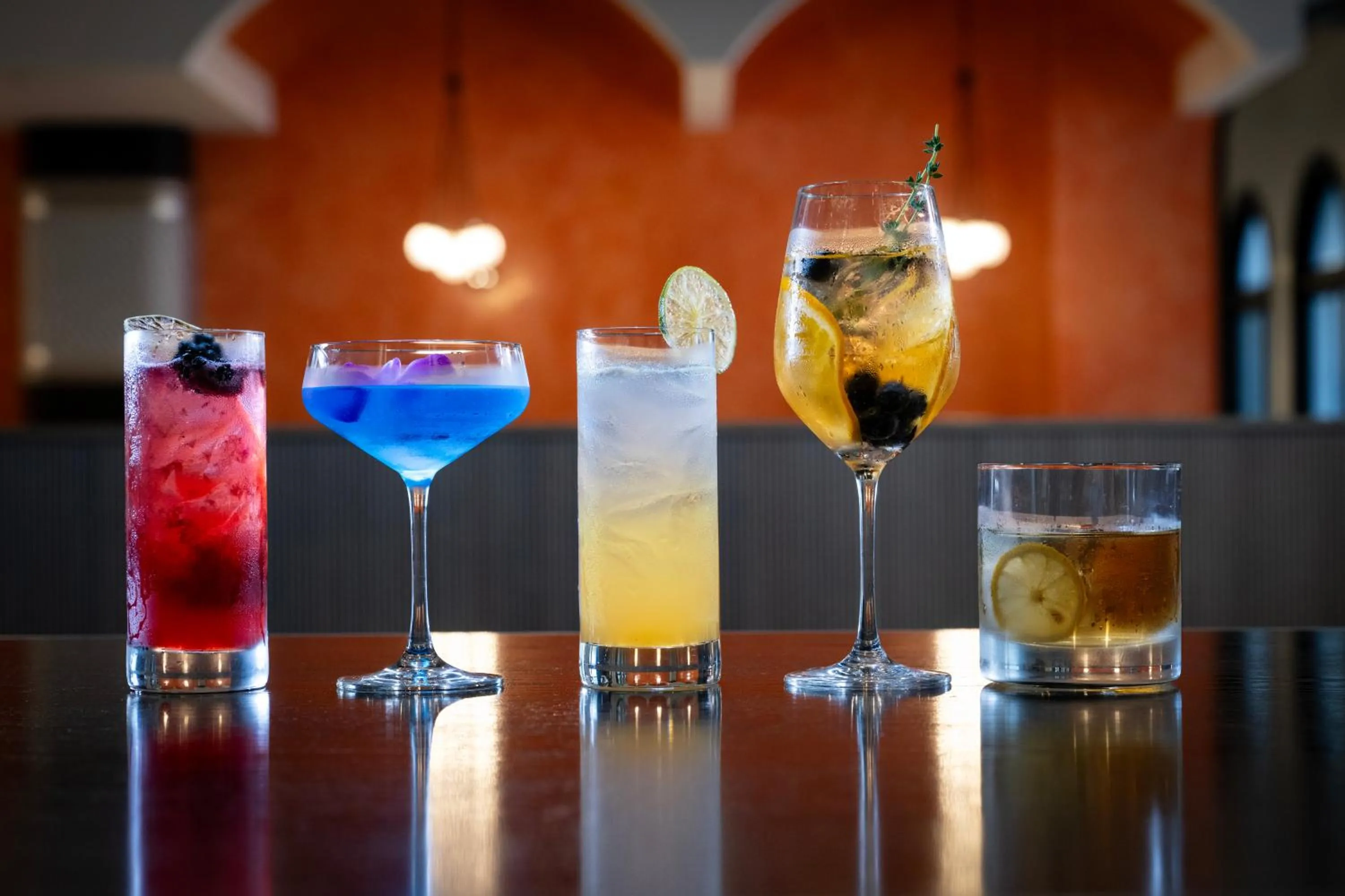 Lounge or bar in Universal's Loews Portofino Bay Hotel