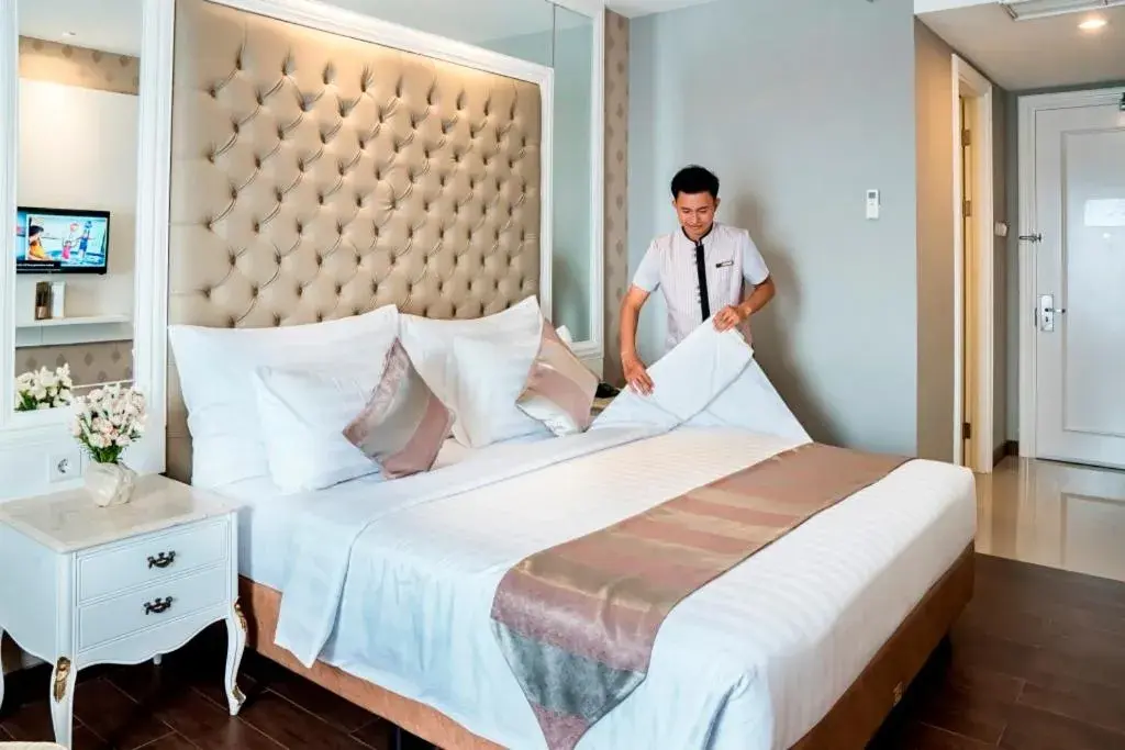 Superior Double Room in Savero Hotel Depok Superior Double Room in Savero Hotel Depok