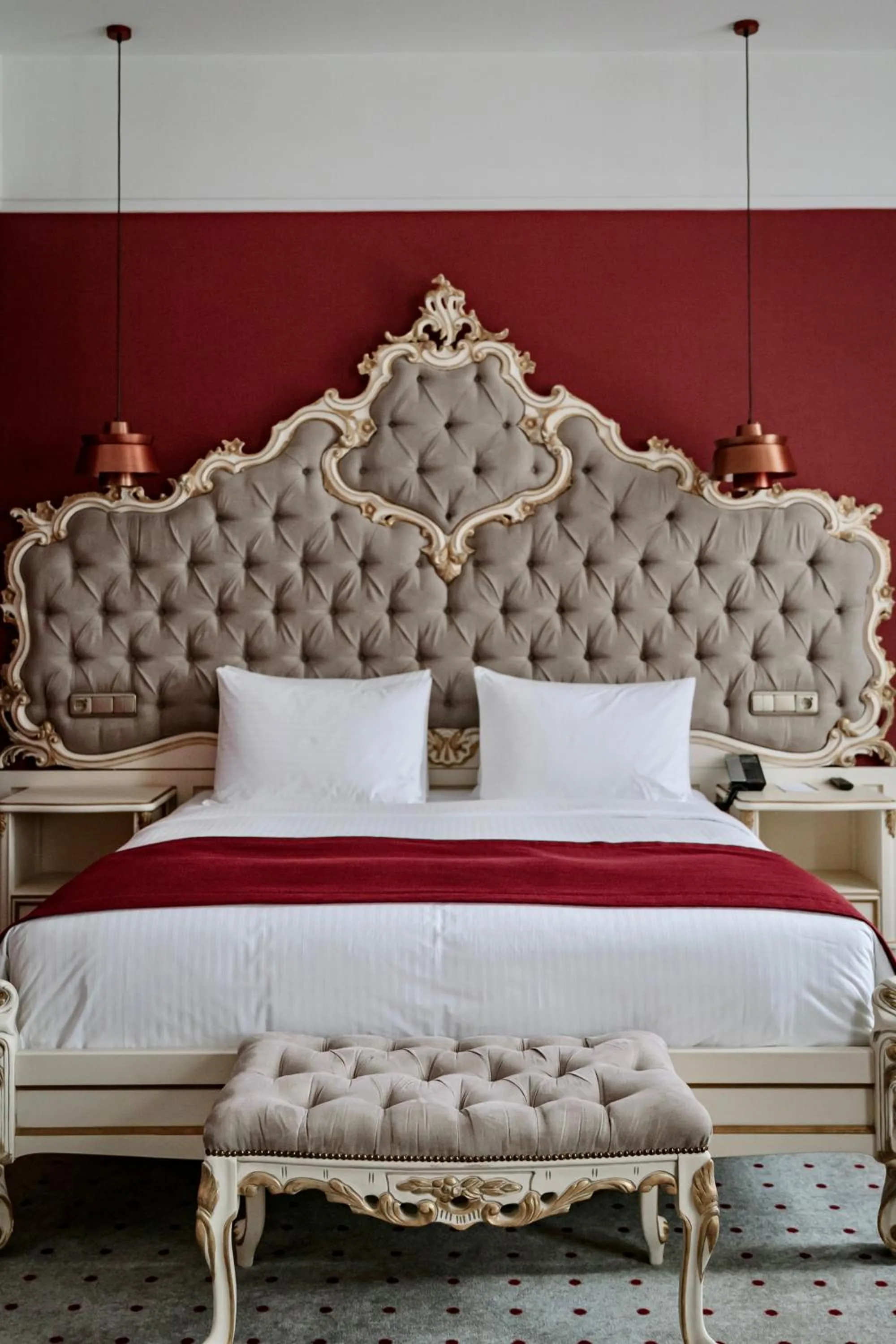 Bed in Grand Hotel Lviv Casino & Spa
