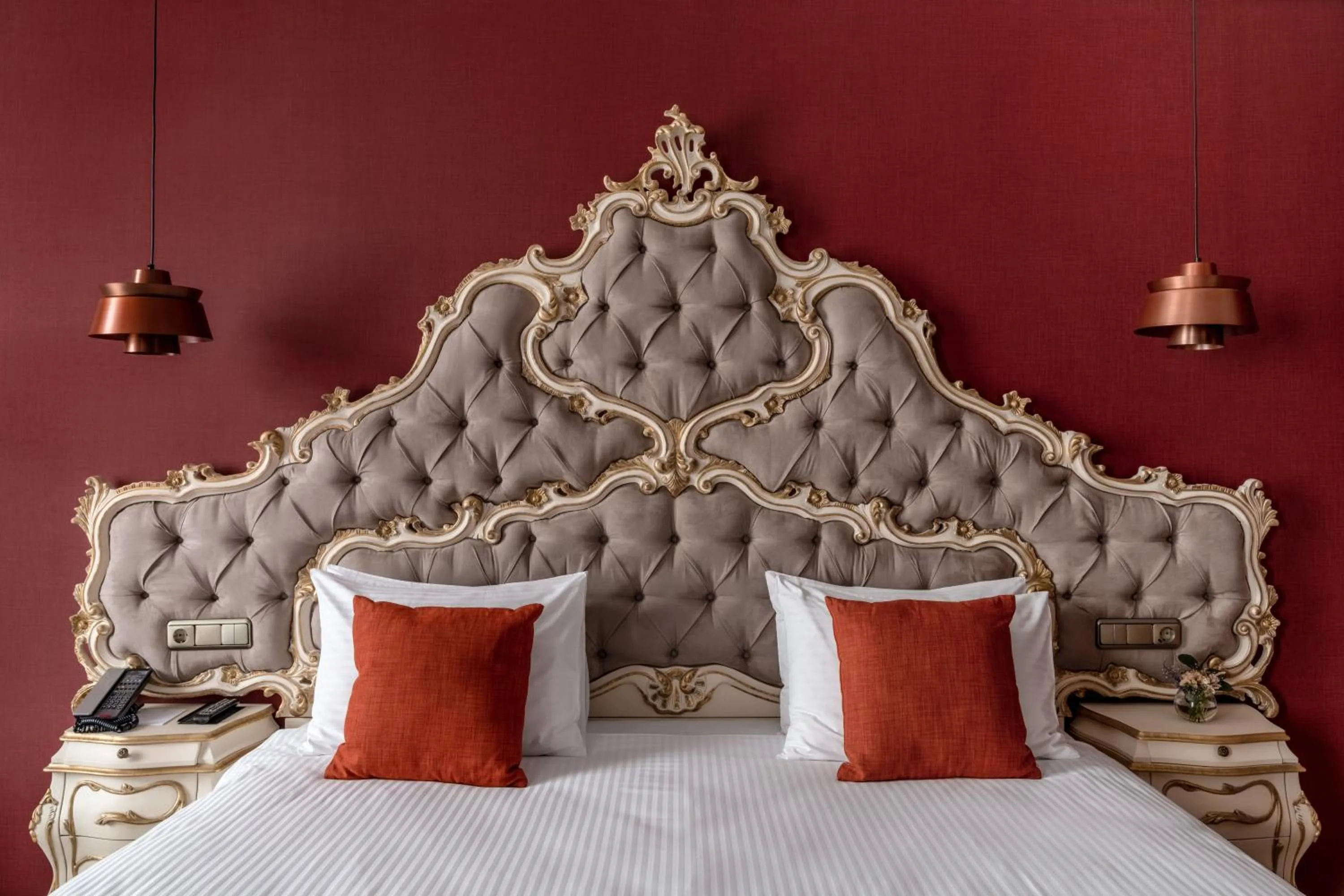 Bed in Grand Hotel Lviv Casino & Spa