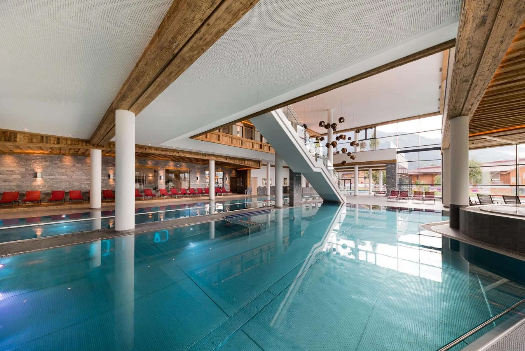 Pool view in Woferlgut - Wellness & Sport