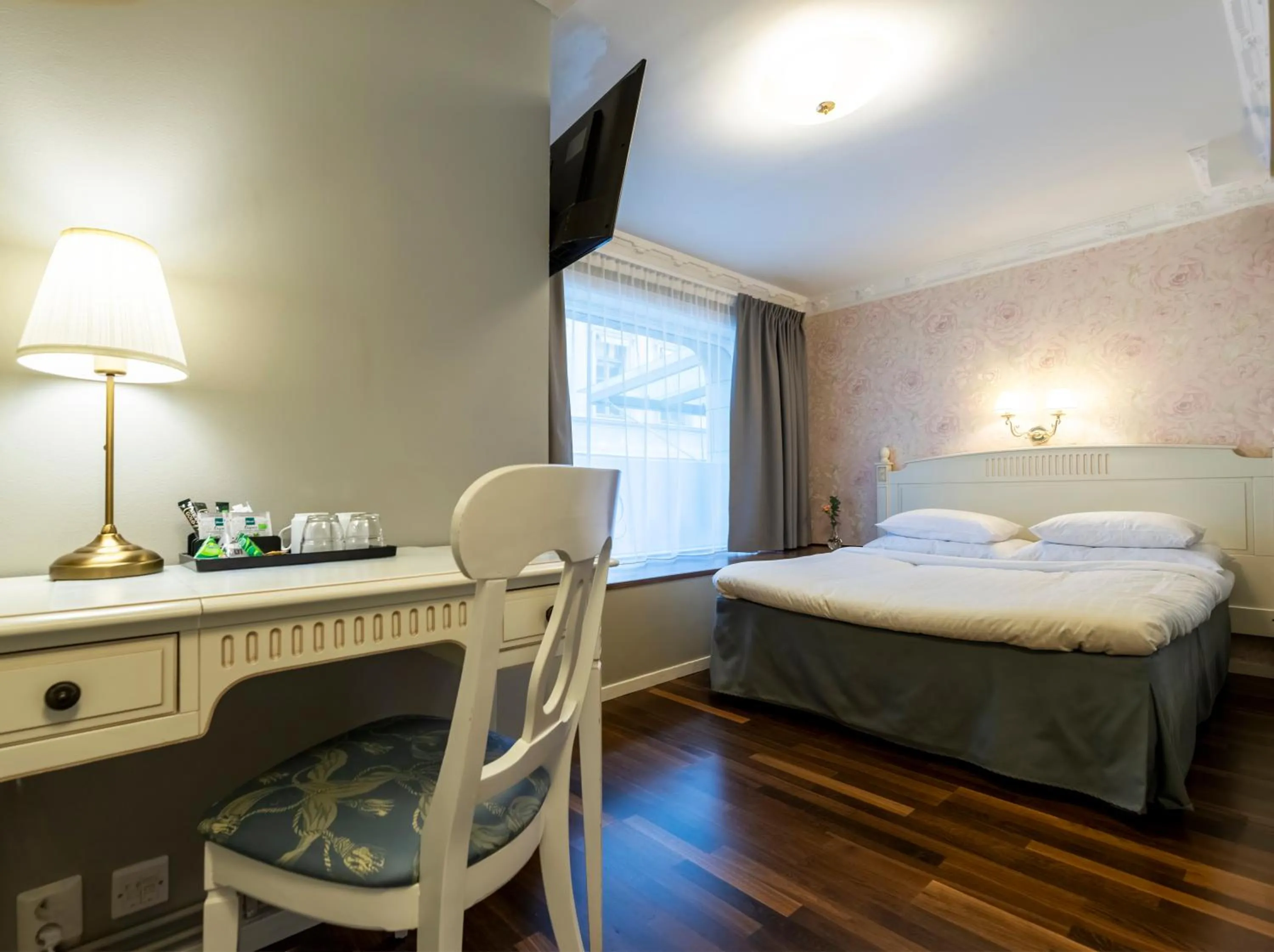 Bedroom, Bed in Best Western Hotel Bentleys