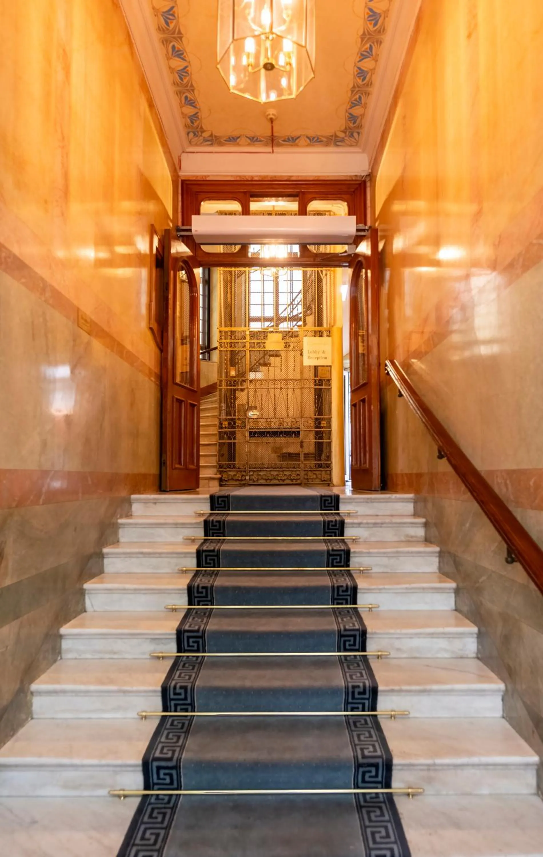 Facade/entrance in Best Western Hotel Bentleys