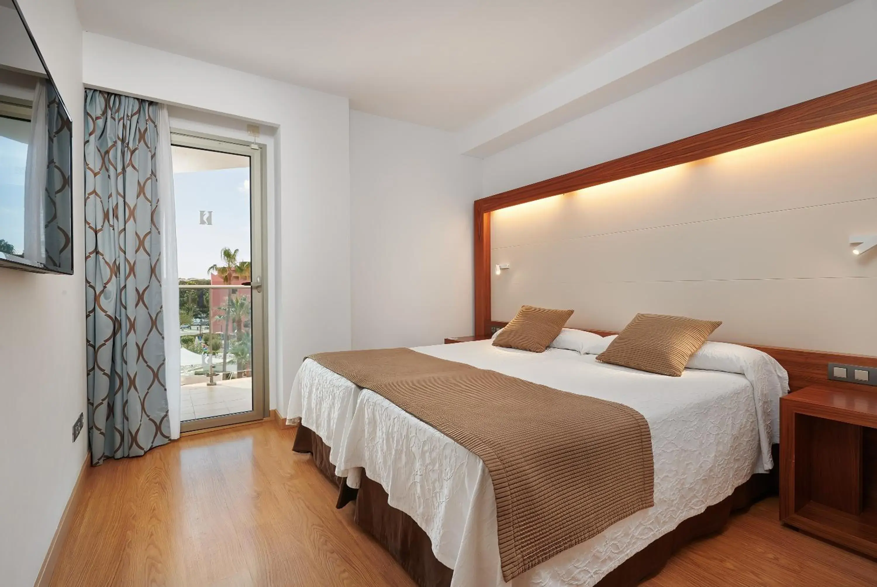 One-Bedroom Standard Apartment in Hipotels Cala Millor Park One-Bedroom Standard Apartment in Hipotels Cala Millor Park