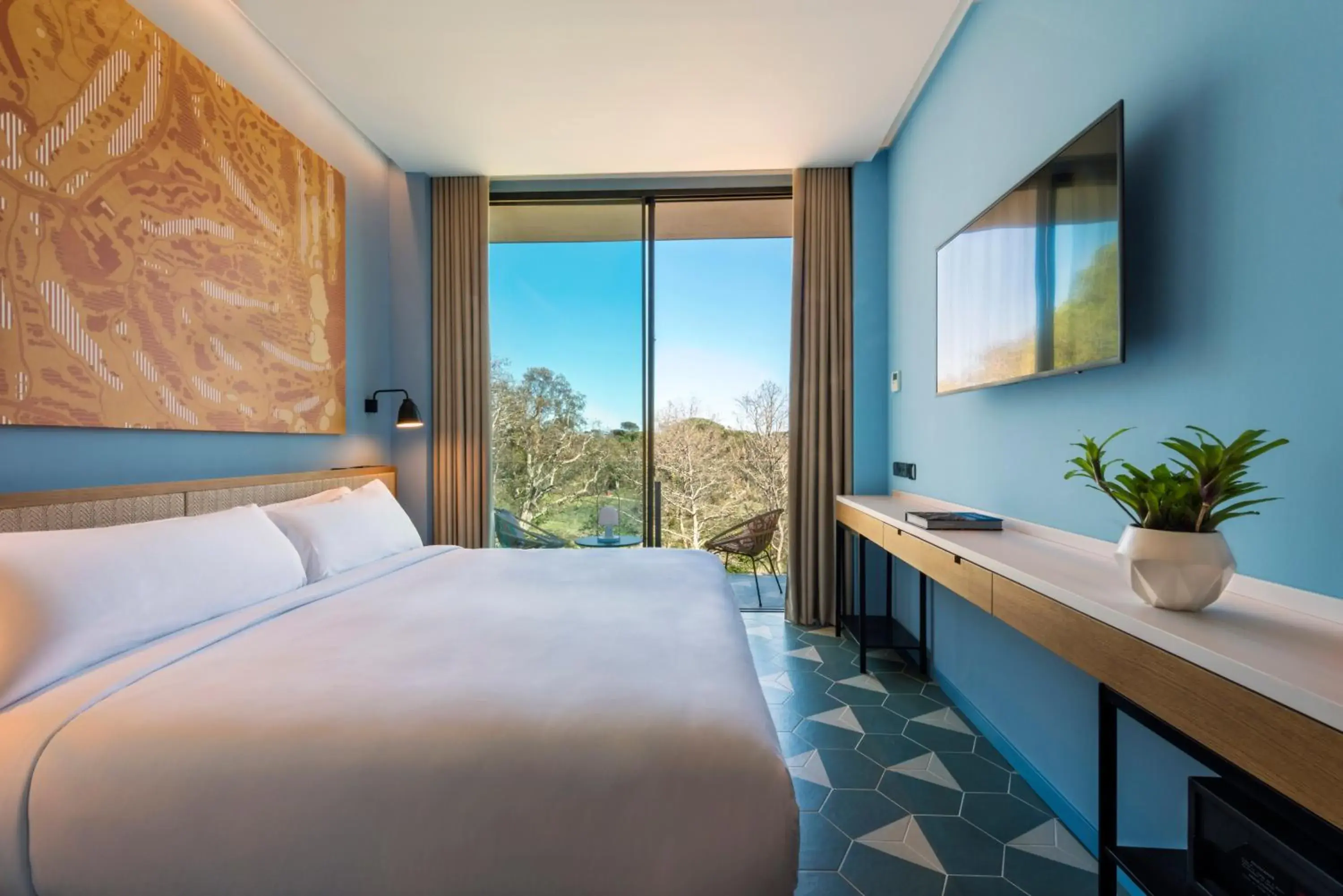 Photo of the whole room, Bed in LAVIDA Hotel at Camiral, a Quinta do Lago Resort Photo of the whole room, Bed in LAVIDA Hotel at Camiral, a Quinta do Lago Resort