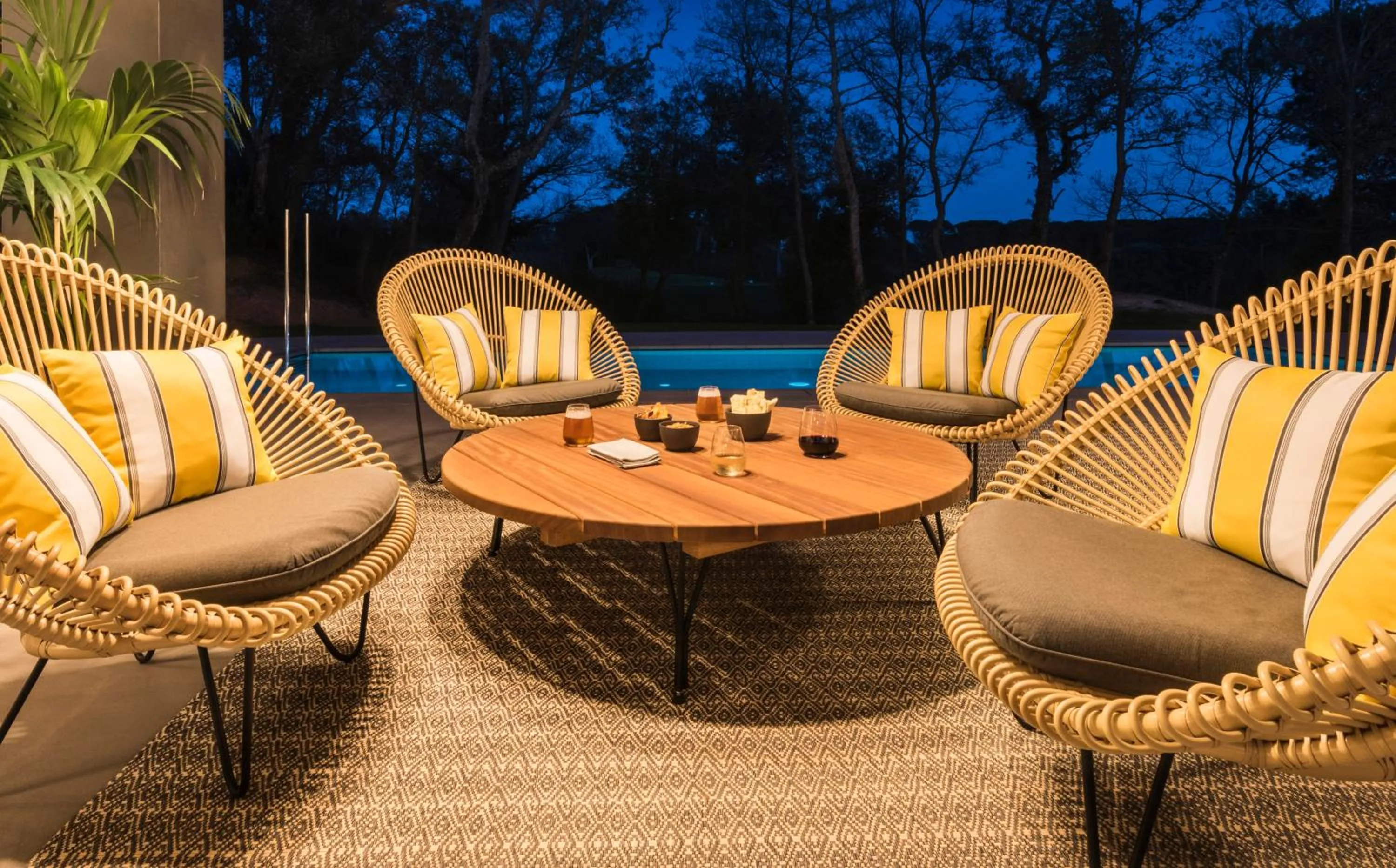 Patio in LAVIDA Hotel at Camiral, a Quinta do Lago Resort