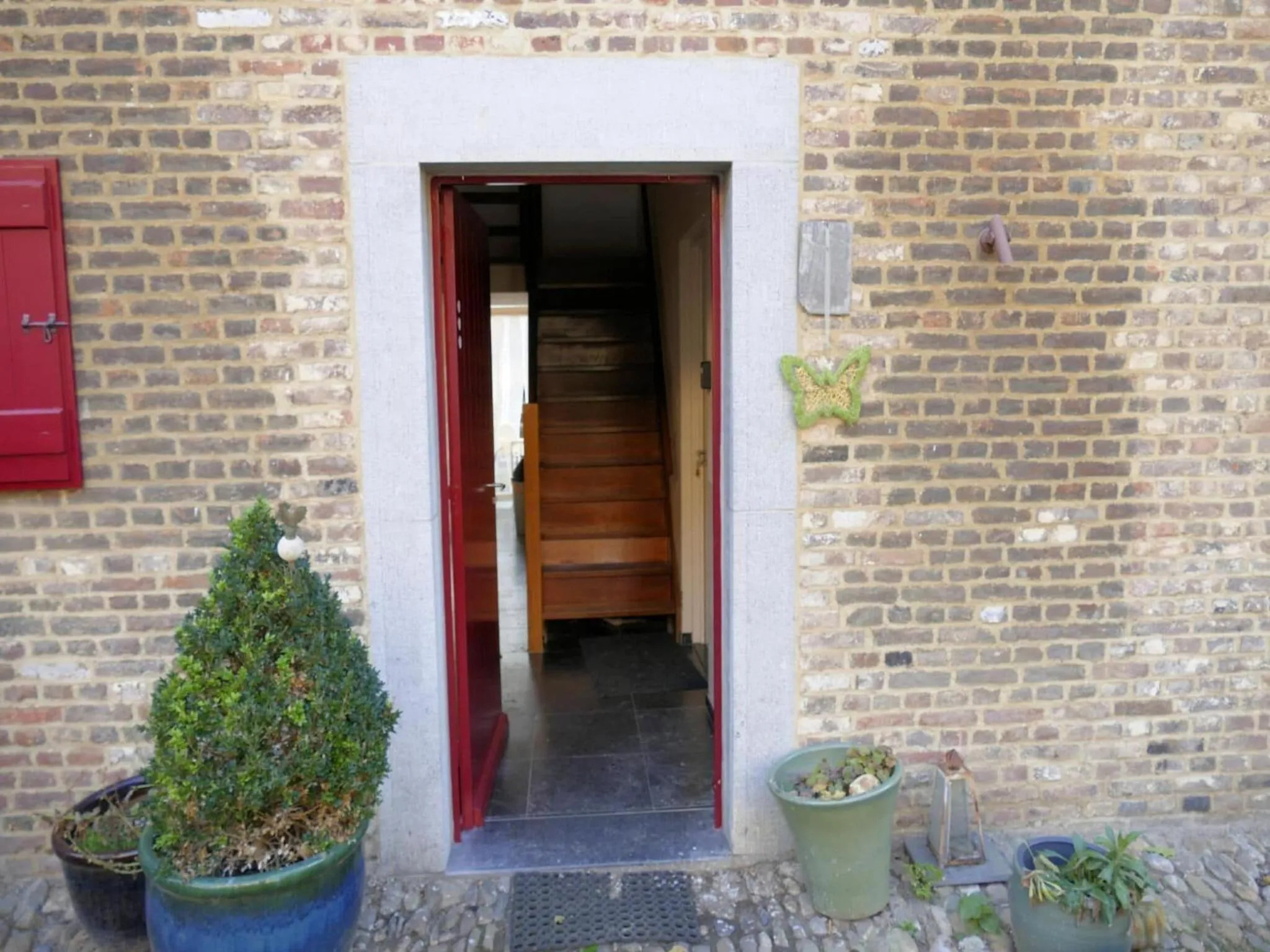 Lobby or reception, Facade/Entrance in Spacious Apartment near Town Center in Mesch