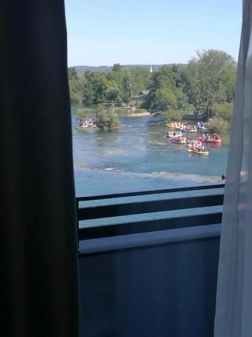 Konak na Uni