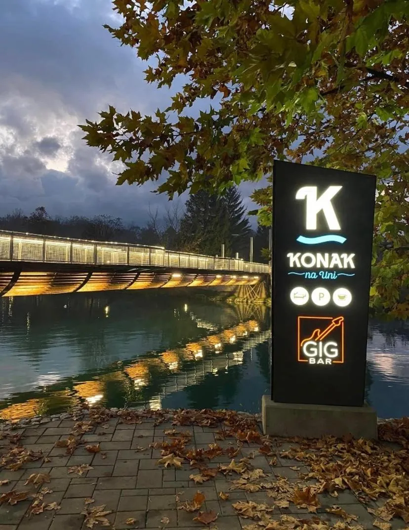 Konak na Uni